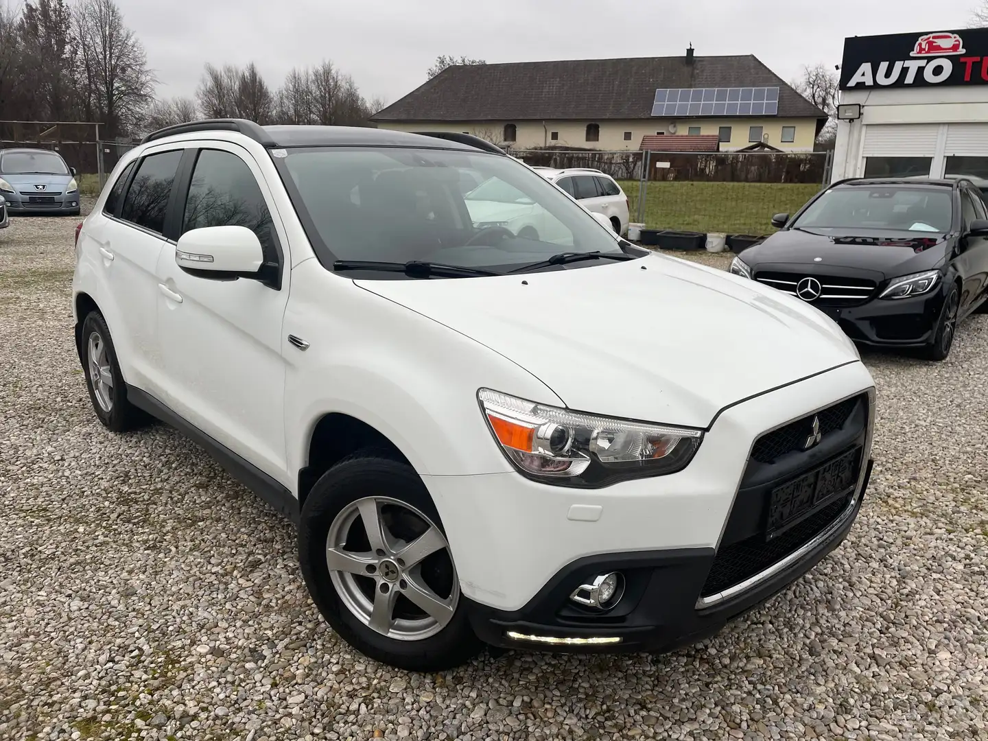 Mitsubishi ASX 4WD++ANHANGERKUPPLUNG+PICKERL 6/2026+4MONAT Weiß - 1