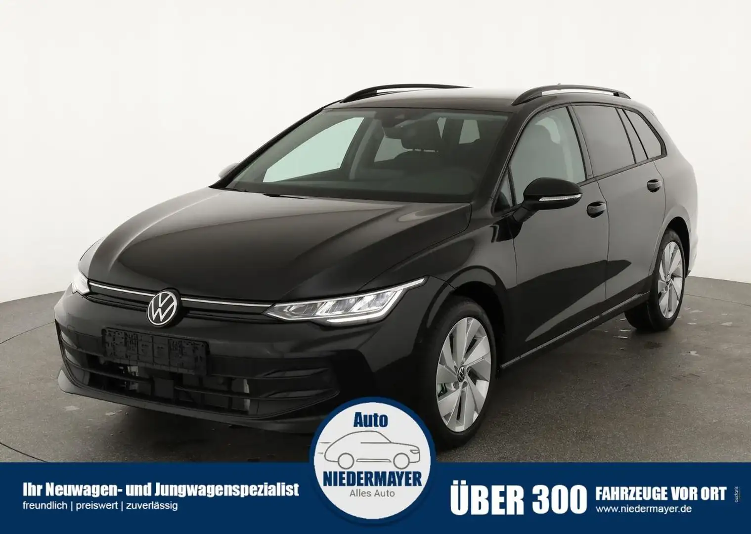 Volkswagen Golf Variant VIII 1.5 eTSI DSG Life, AHK, easyOpen, Kam crna - 1