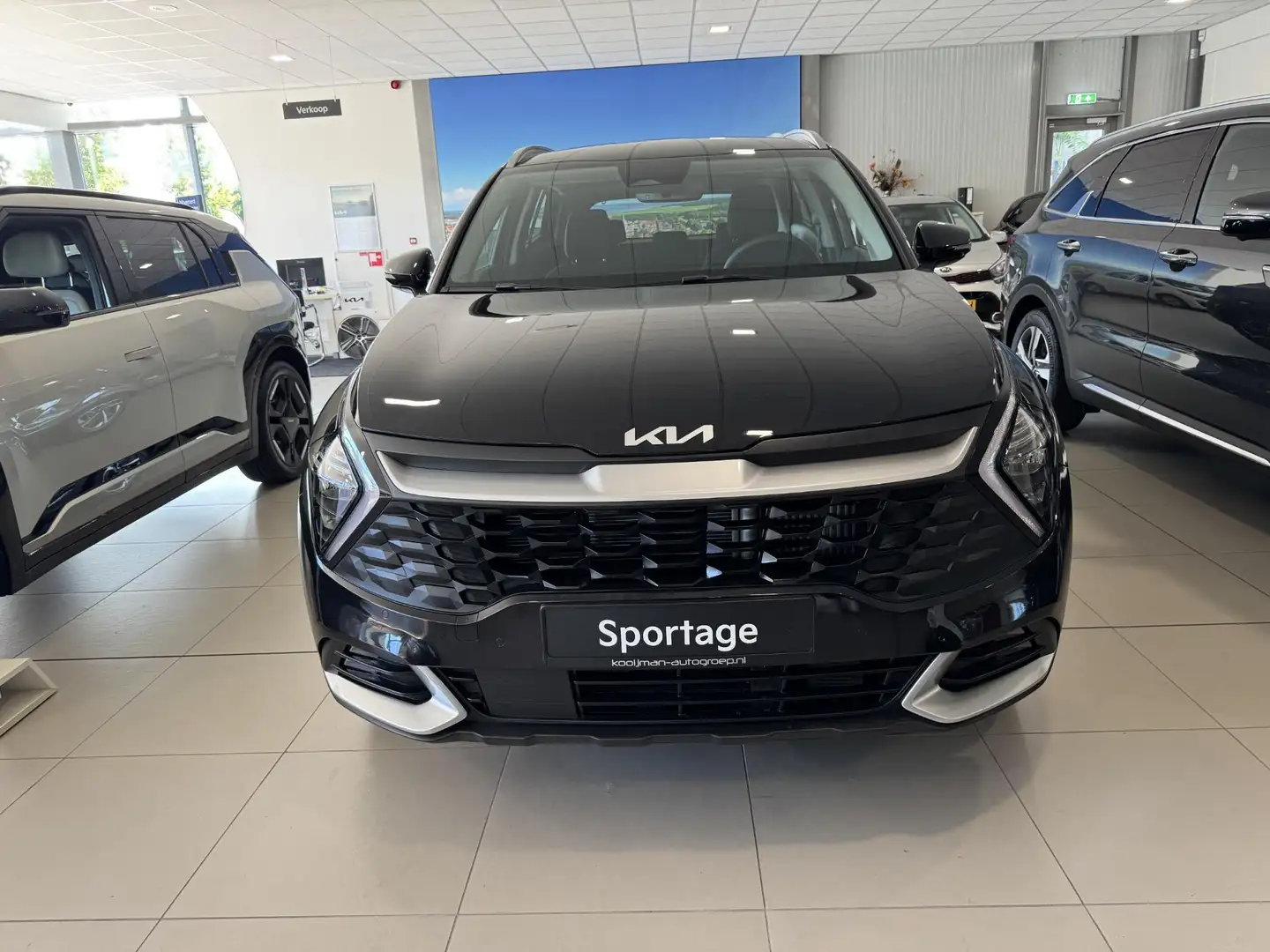 Kia Sportage 1.6 T-GDi Hybrid DynamicLine Zwart - 2