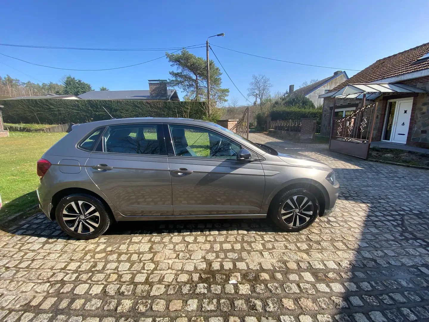 Volkswagen Polo Polo 1.0 TSi IQ.Drive OPF Grijs - 2