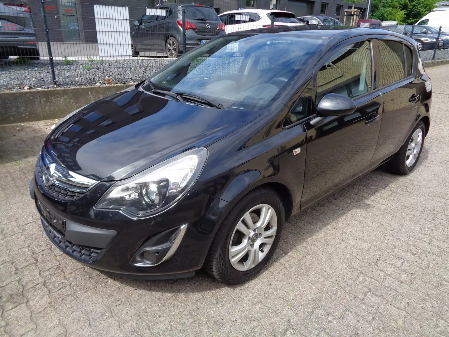 Opel Corsa 1.4, Klima, PDC, SHZ, Tempomat Schwarz - 2