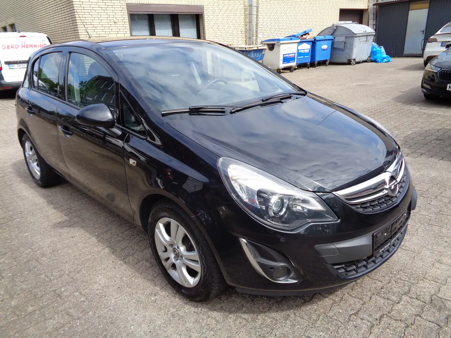 Opel Corsa 1.4, Klima, PDC, SHZ, Tempomat Schwarz - 1