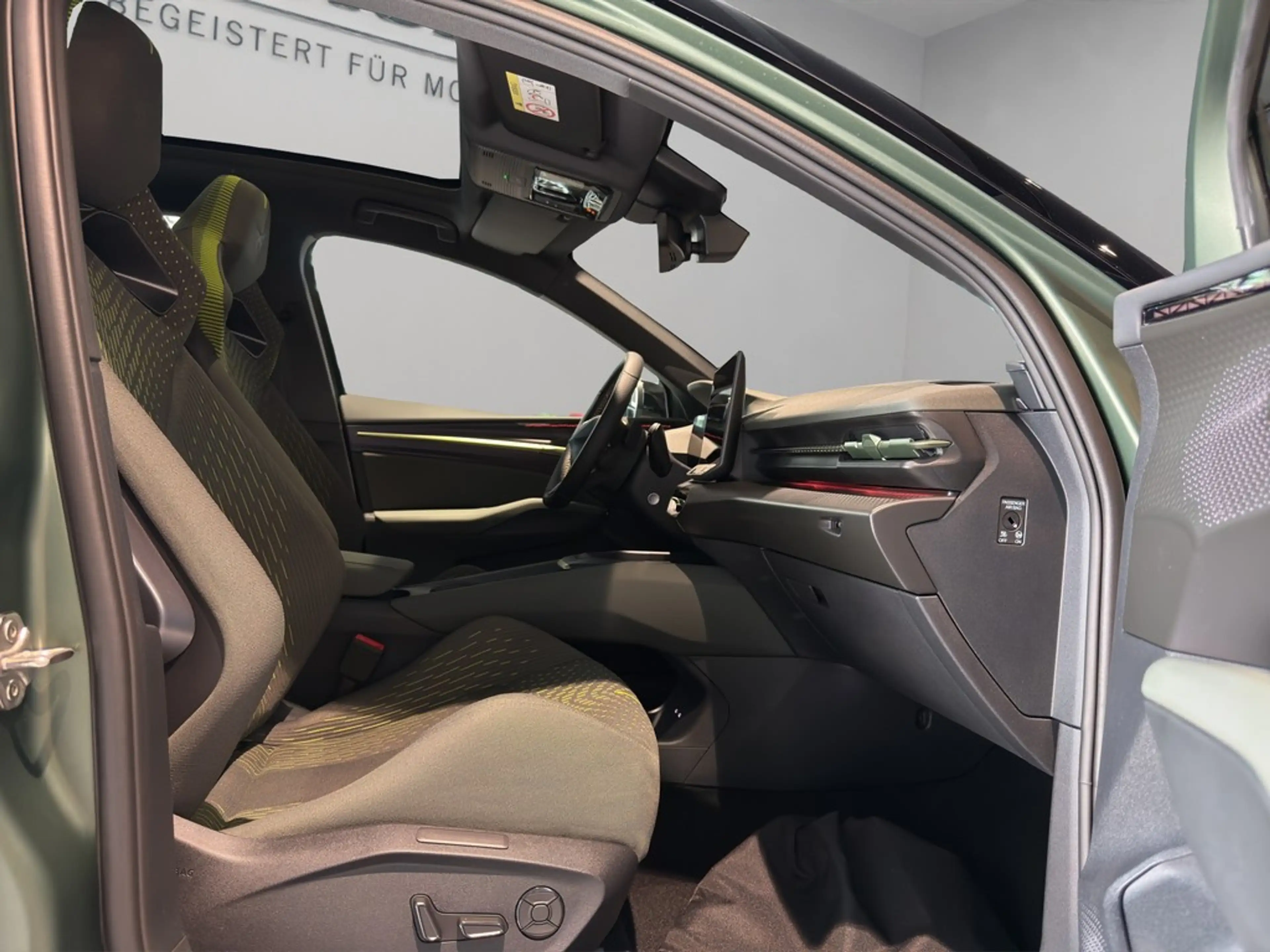 CUPRA Raval VZ Edition Extreme 166 kW — photo 12