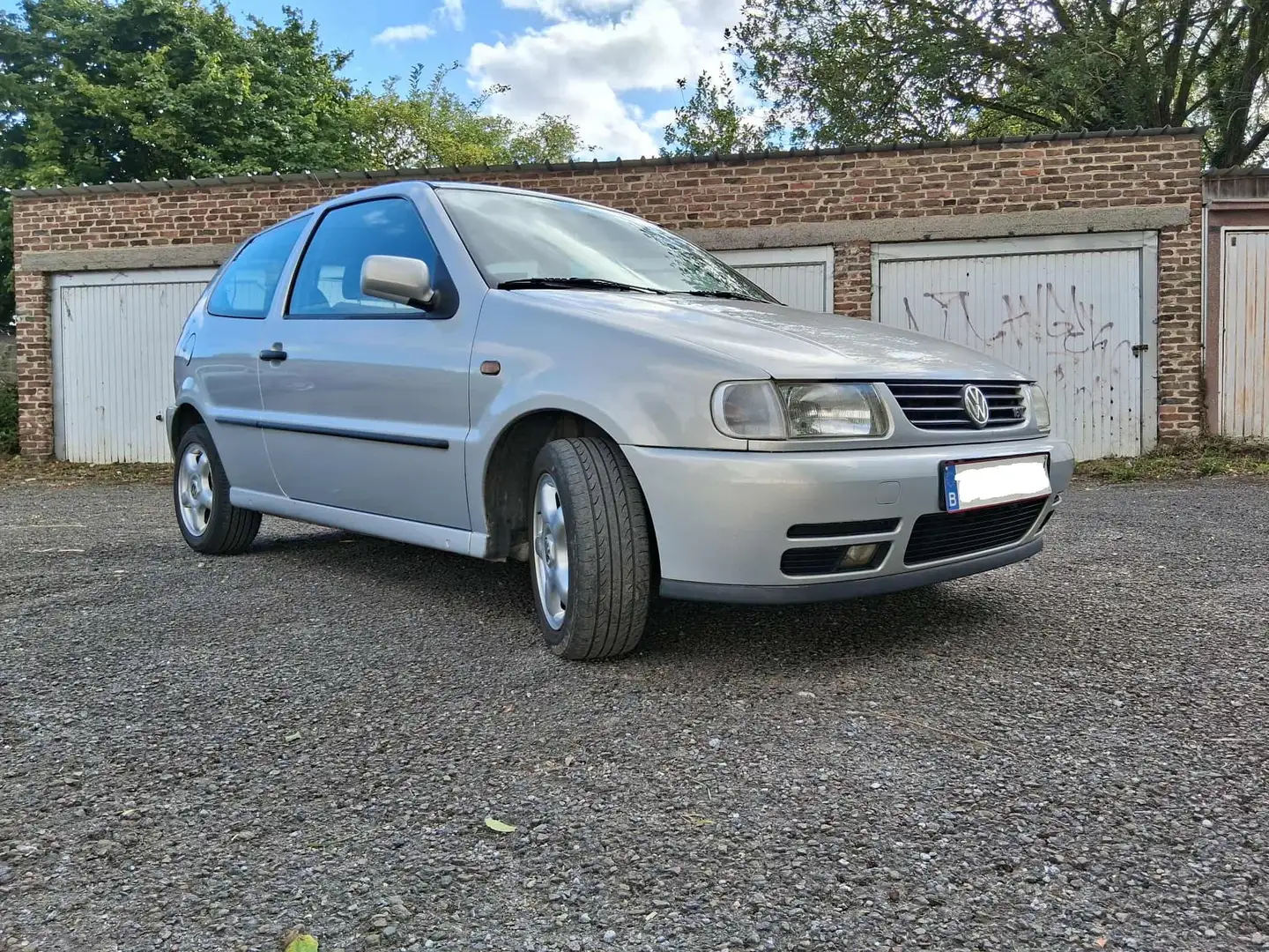Volkswagen Polo 1.4i 16v Argent - 2