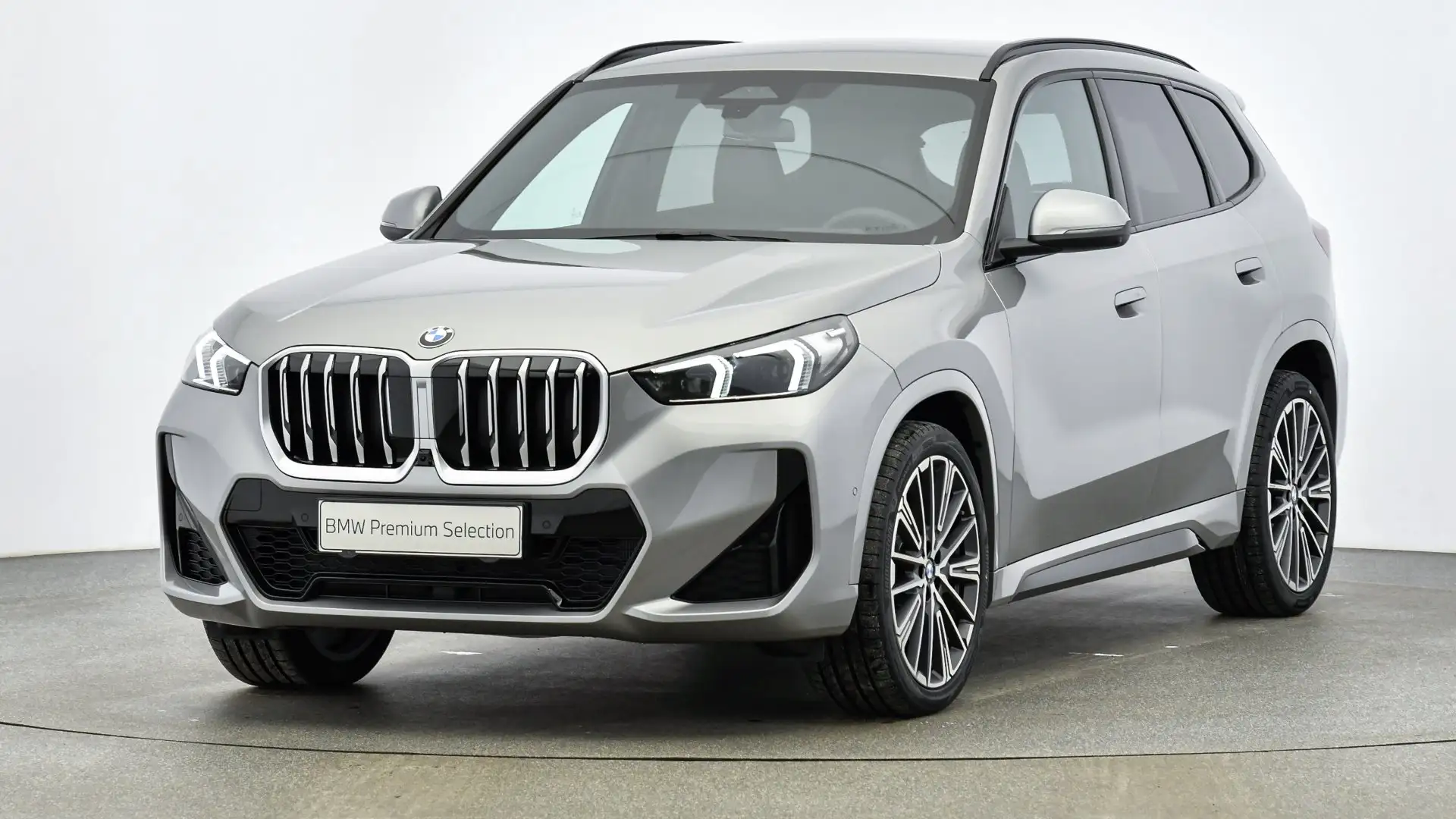 BMW X1 xDrive20d Silber - 1