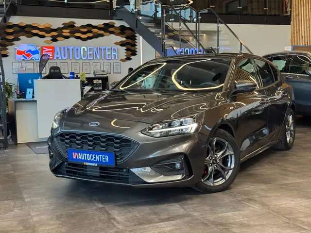 Ford Focus main image