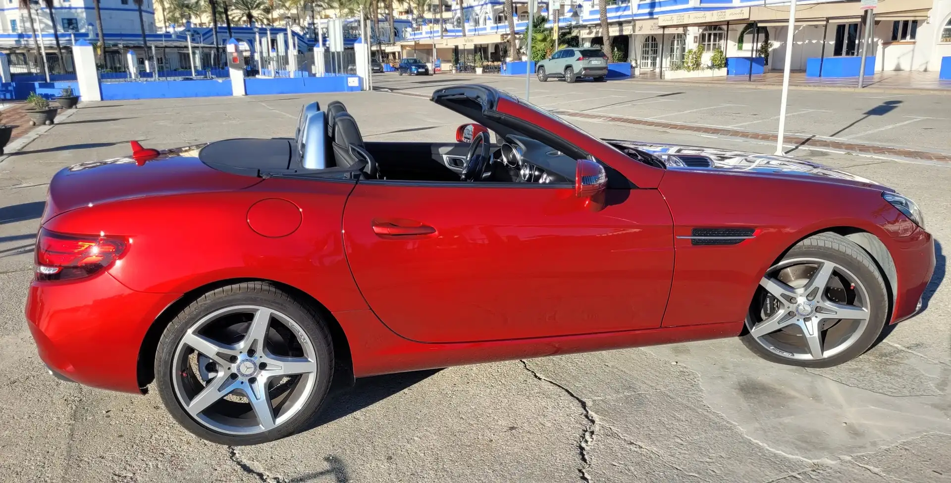 Mercedes-Benz SLC 250 d 9G-TRONIC Rot - 2