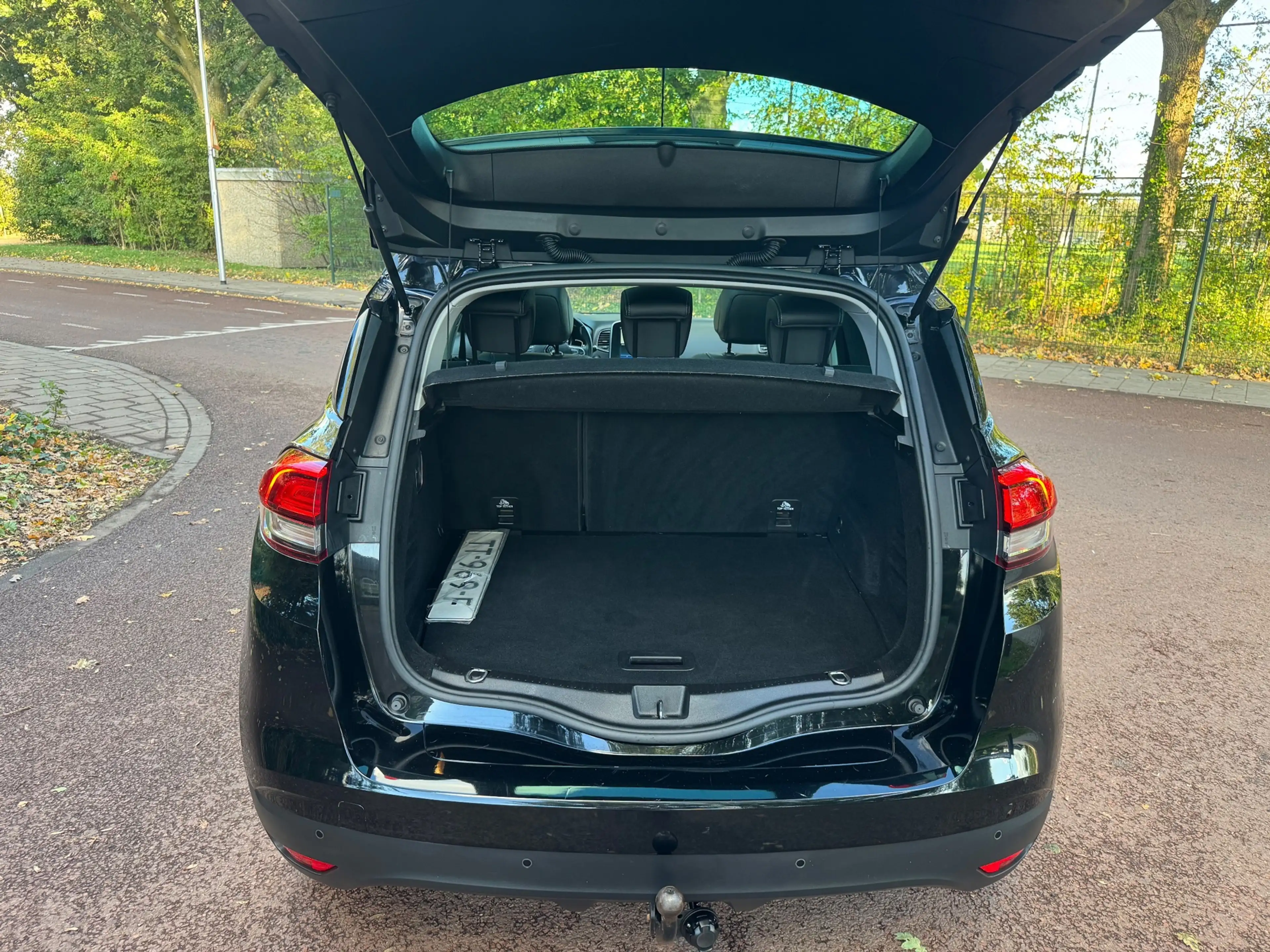 Renault Scenic 1.3 TCe Bose|Navi|Camera|Xenon|Pano|NAP| — photo 9