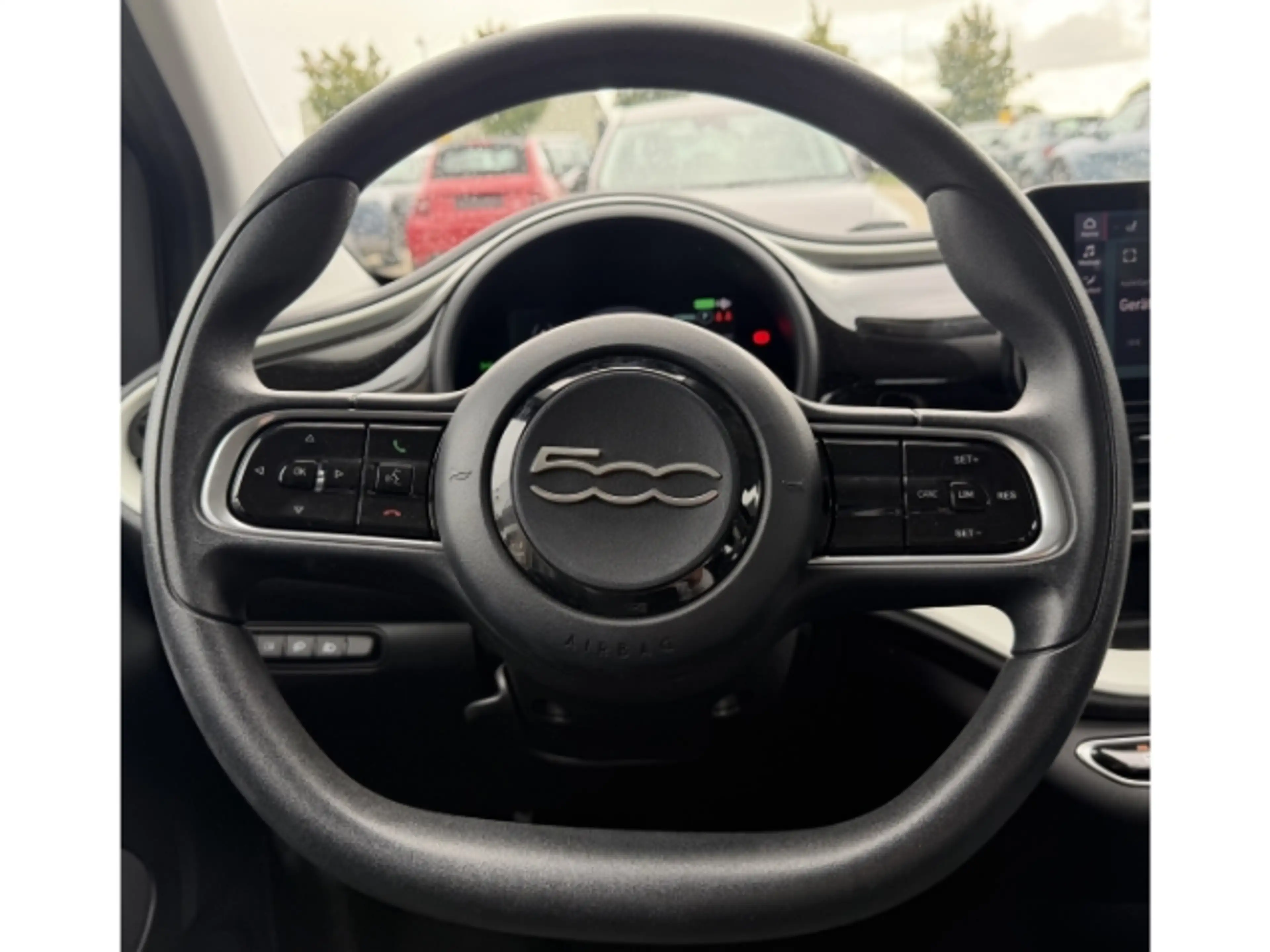 Fiat 500e Action *Klimaanlage *Apple Car Play — photo 14