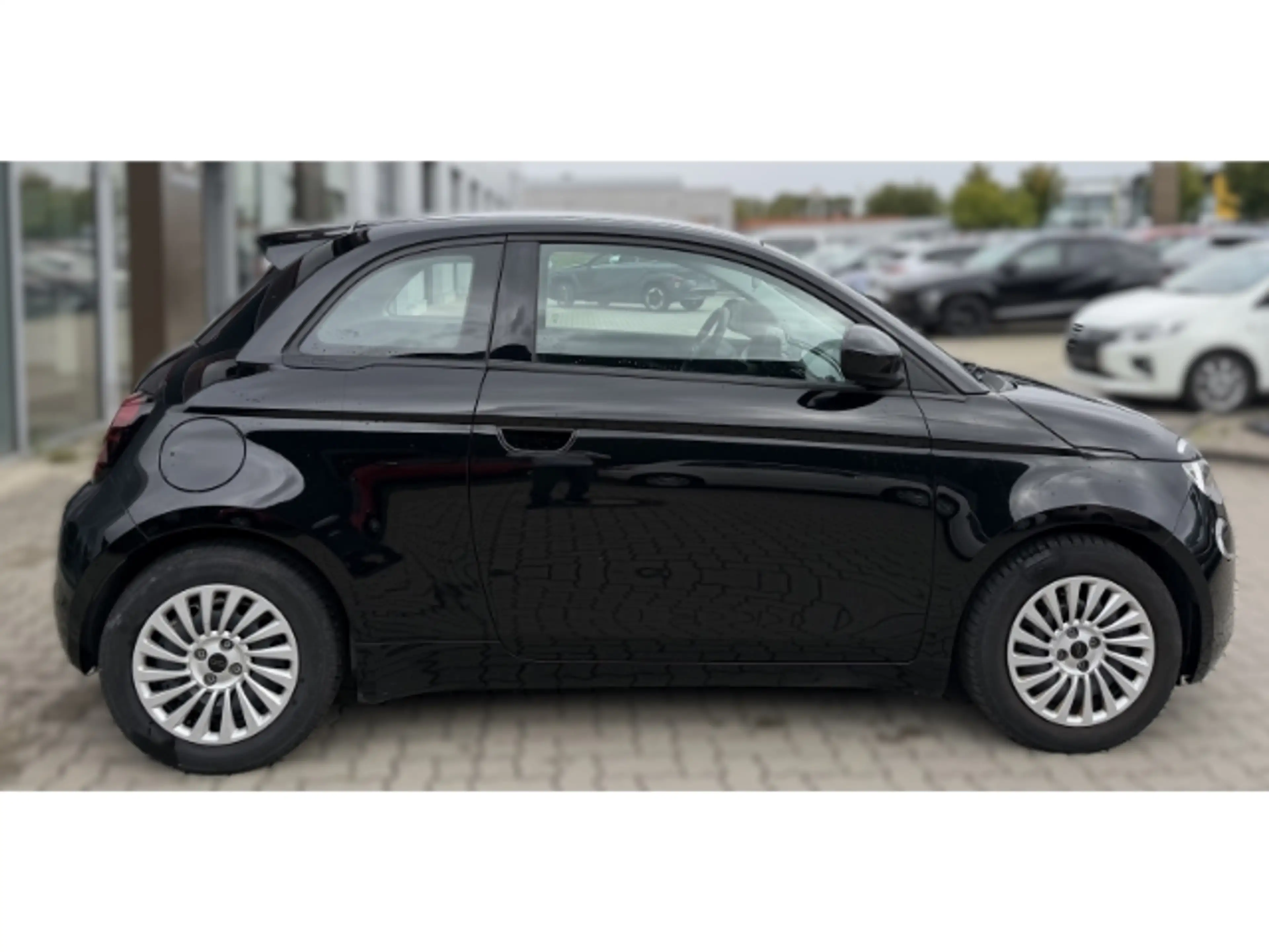 Fiat 500e Action *Klimaanlage *Apple Car Play — photo 5