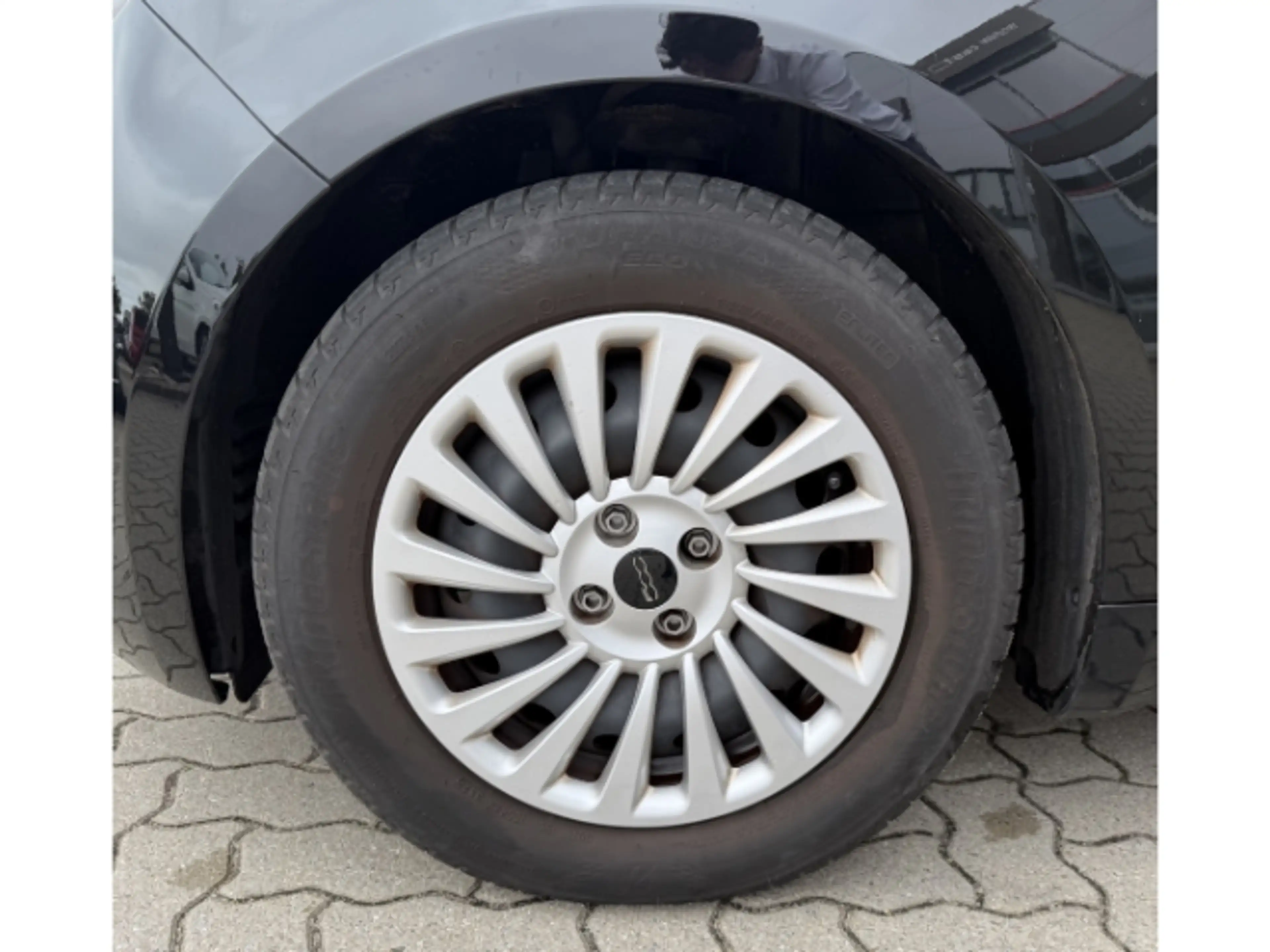 Fiat 500e Action *Klimaanlage *Apple Car Play — photo 9