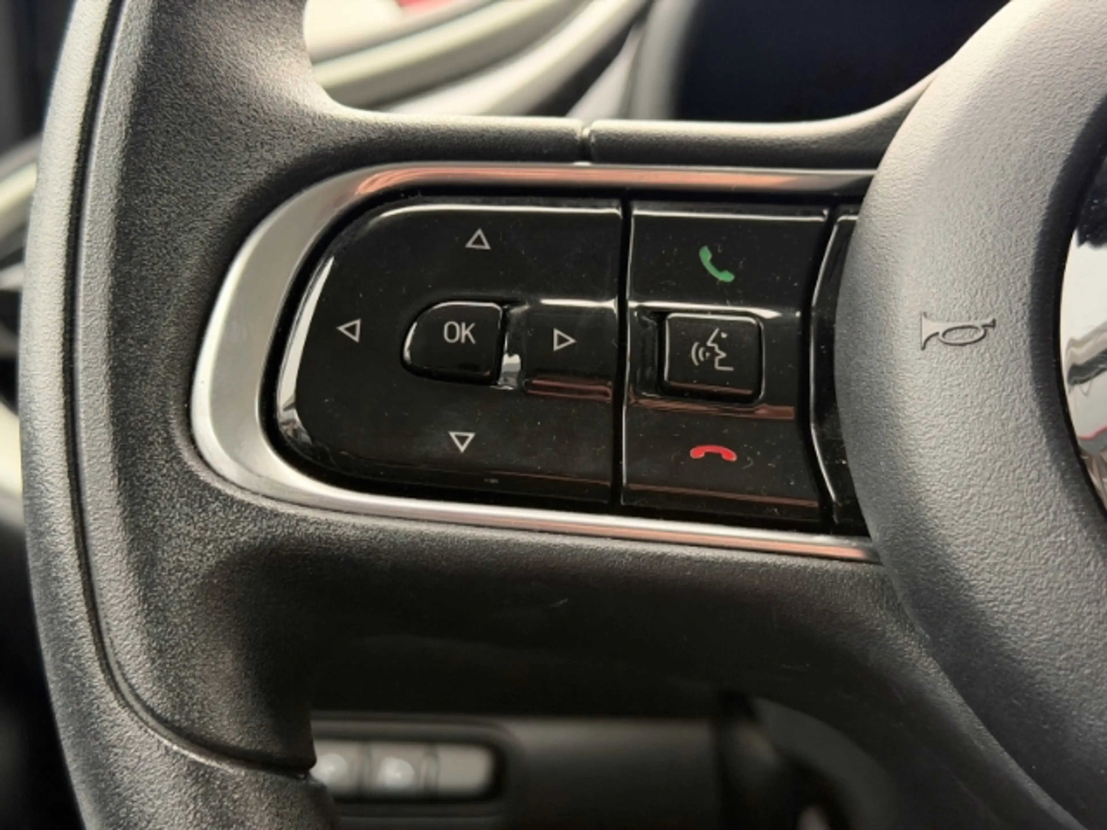 Fiat 500e Action *Klimaanlage *Apple Car Play — photo 15