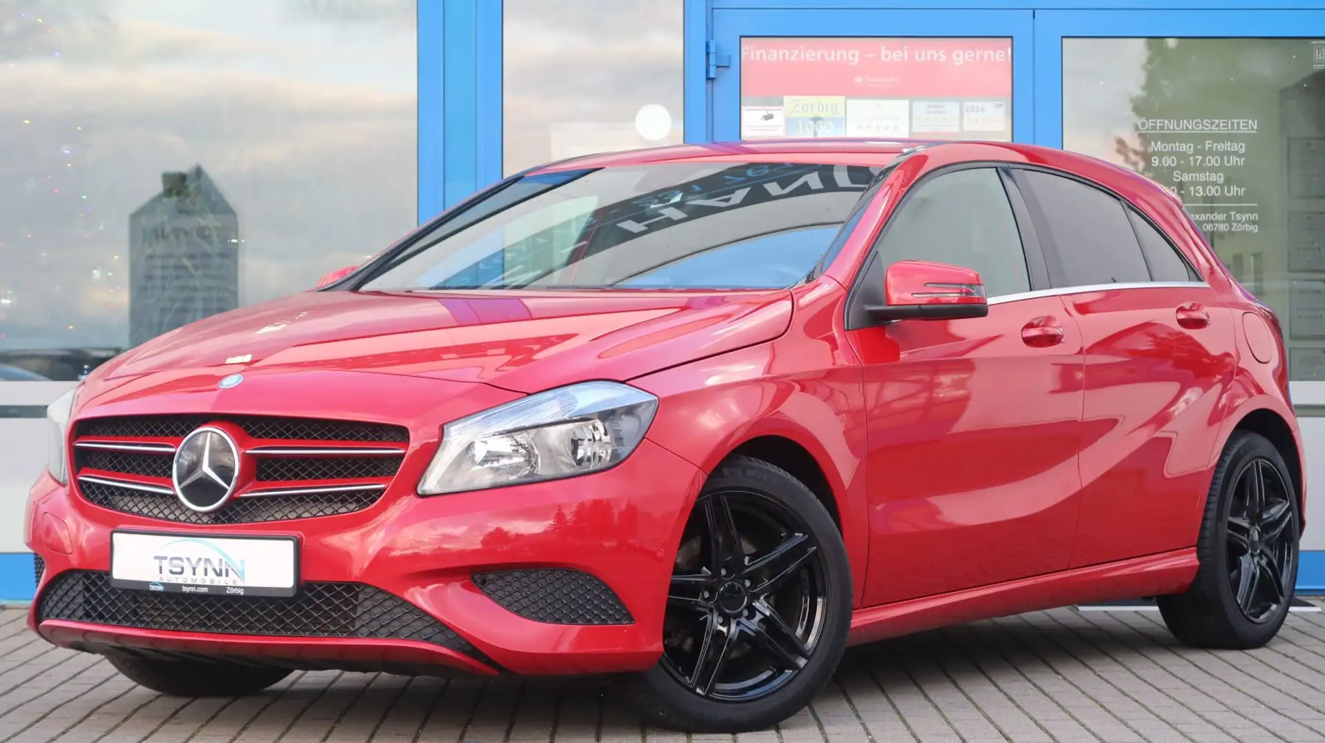 Mercedes-Benz A 180 Style BE Rot - 1