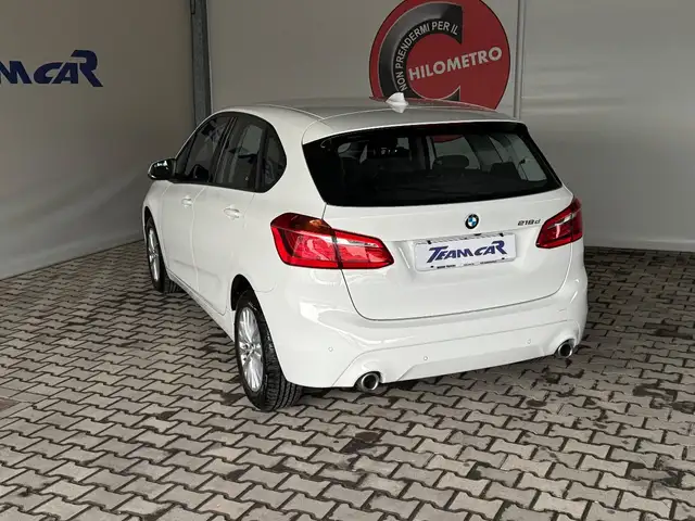 BMW 2 Series view 14