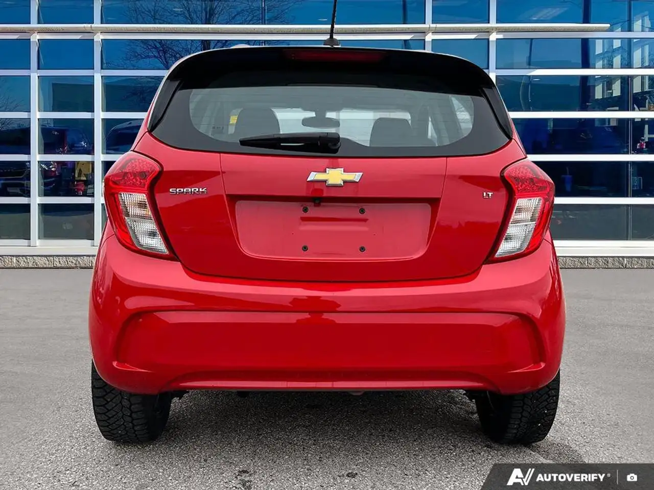 Chevrolet Spark снимка Chevrolet Spark