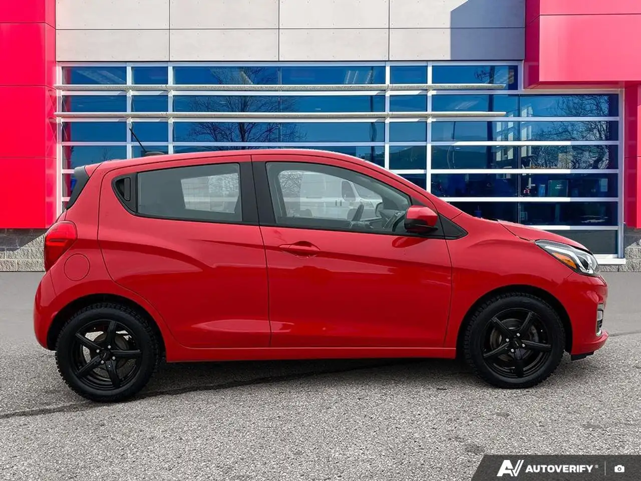 Chevrolet Spark снимка Chevrolet Spark