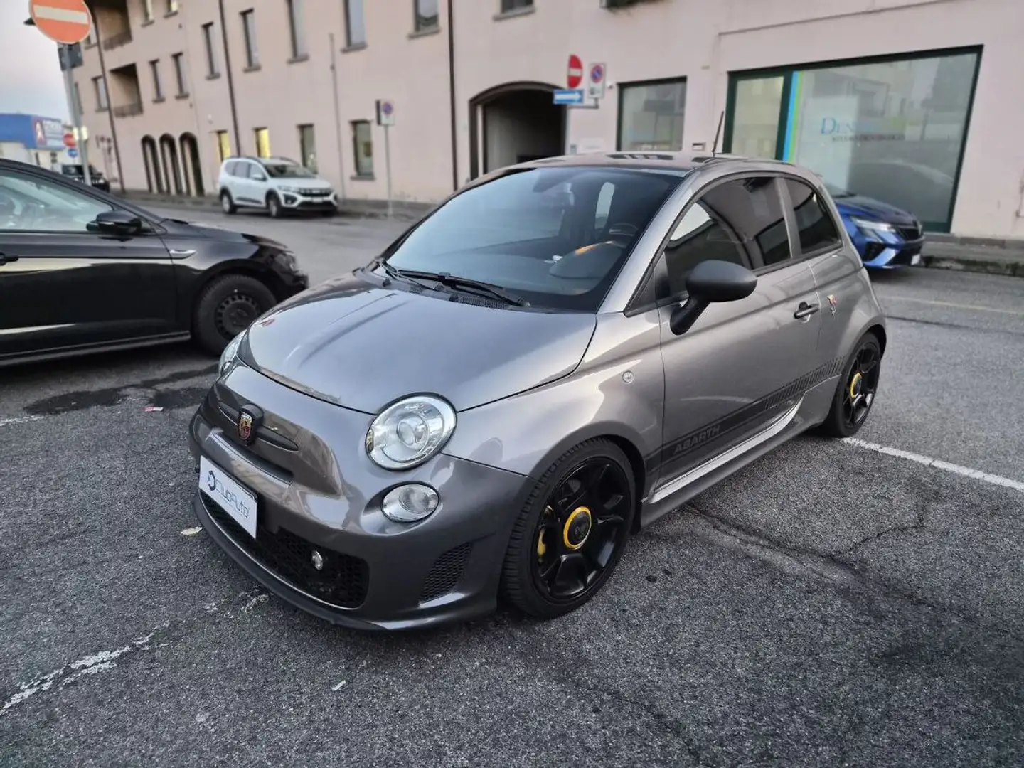 Abarth 595 595 1.4 16v t. t-jet Competizione 160cv mta E6 Gris - 1