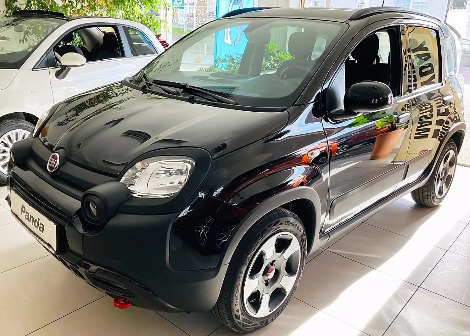Fiat Panda 4x2 FireFly Hybrid 70 Cross Schwarz - 2
