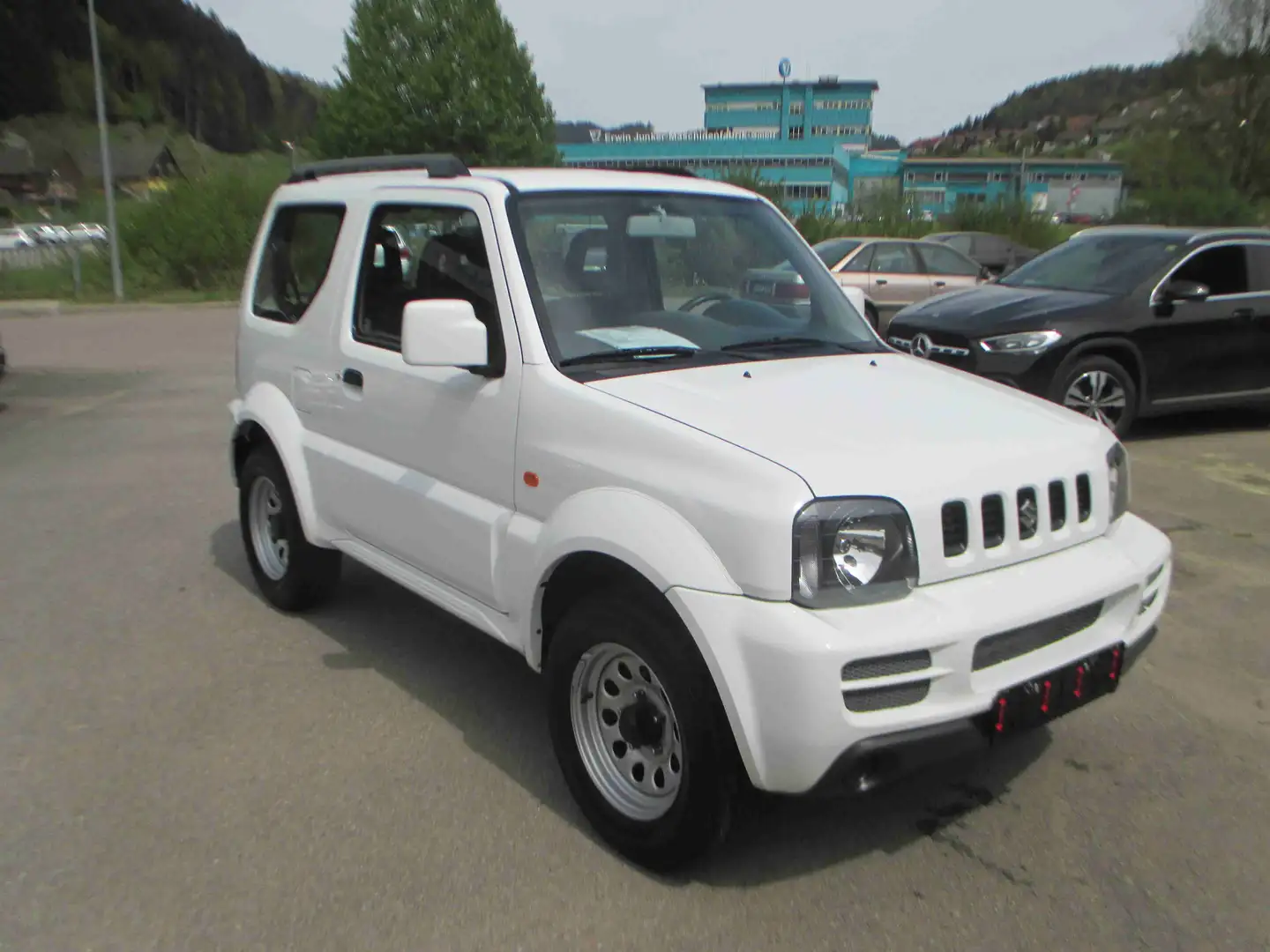 Suzuki Jimny Club White - 1