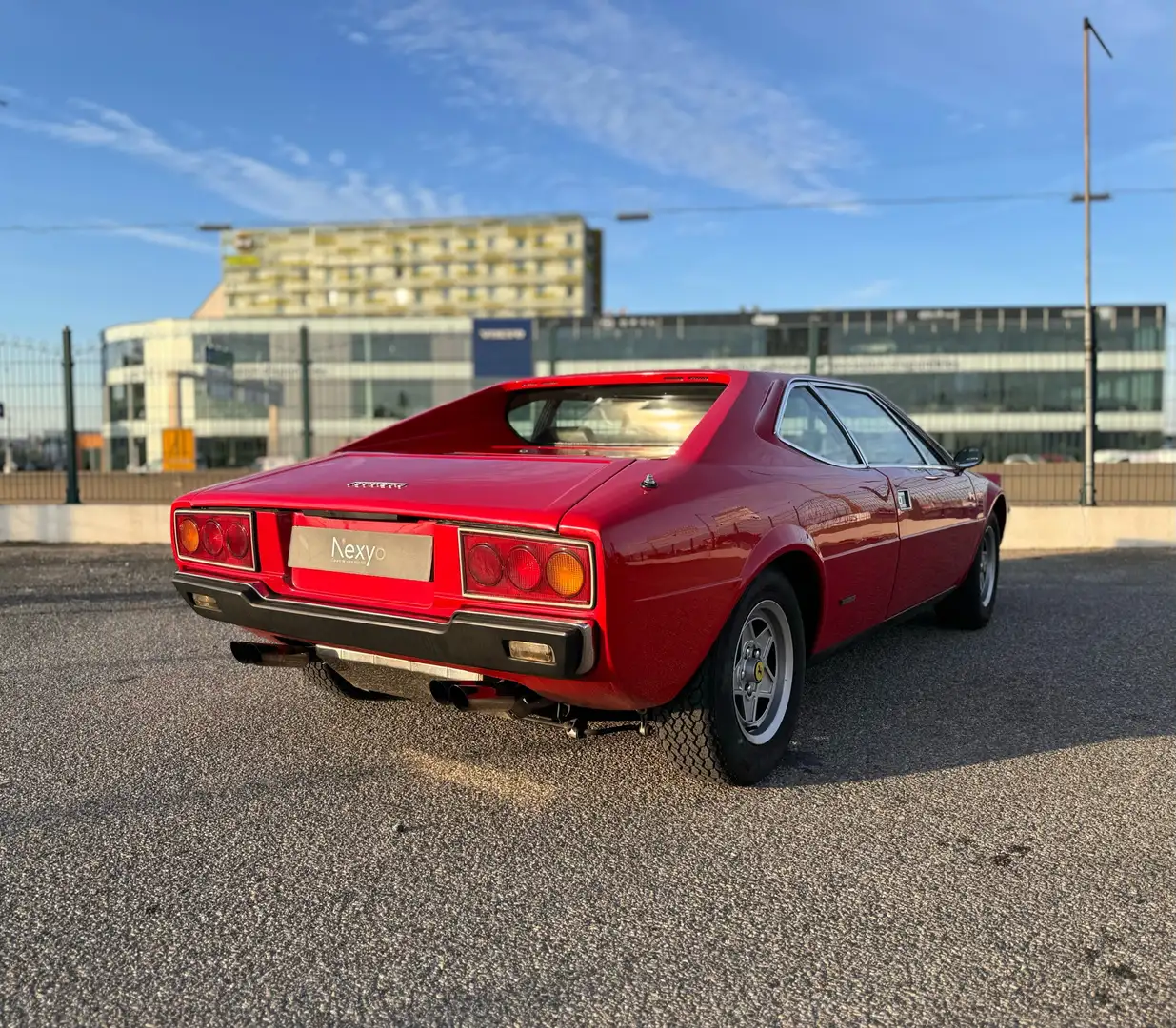 Ferrari 308 308 GT4 2+2 Dino Origine Charles Pozzi Rood - 2