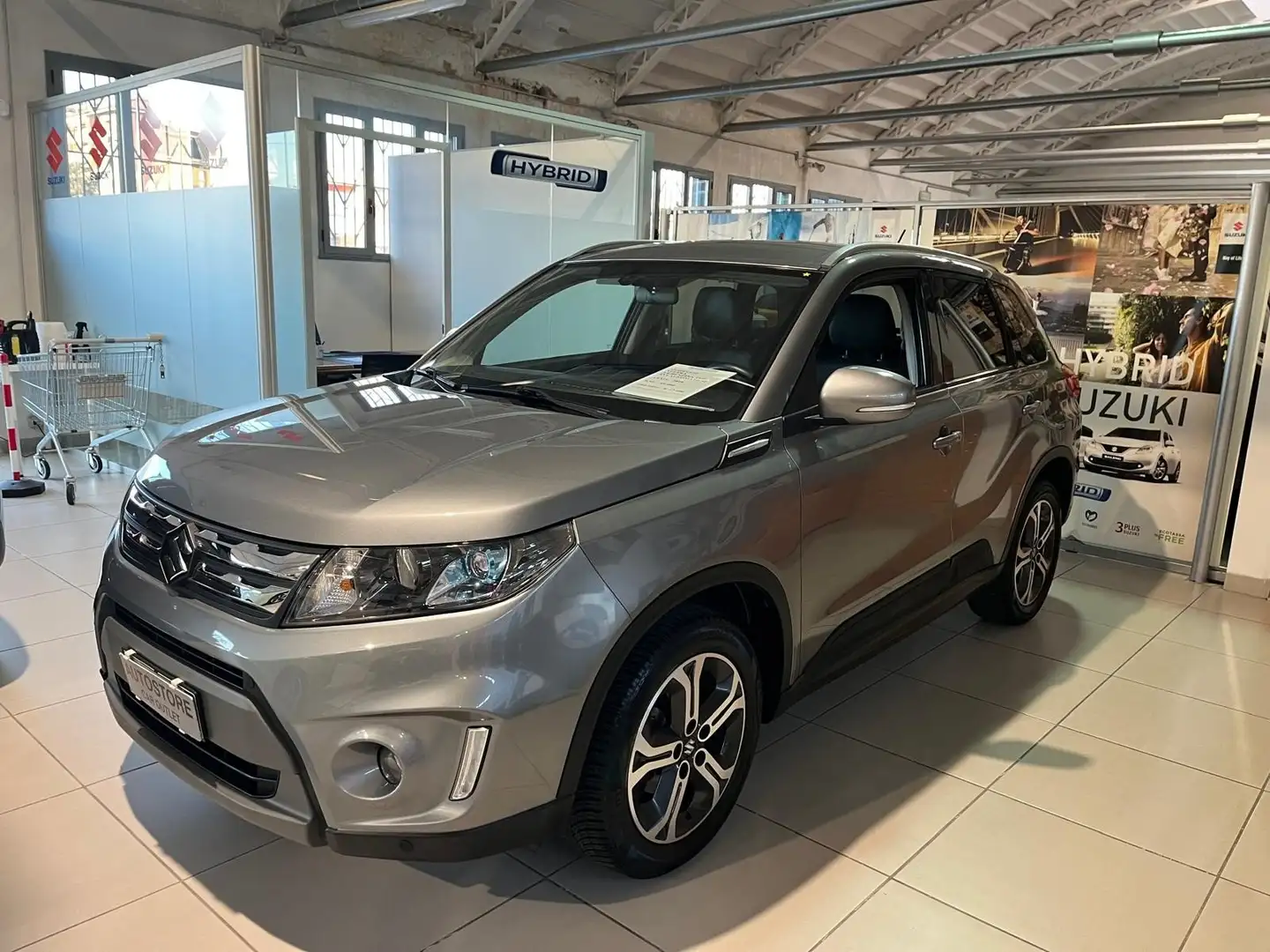 Suzuki Vitara 1.6  BENZINA TOP 120CV   4X4 AUTOMATICA Gris - 1