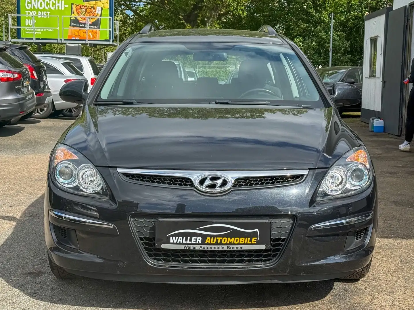 Hyundai i30 1.6 Edition+ NAVI|APPLE CARPLAY|LM FELGEN Schwarz - 2