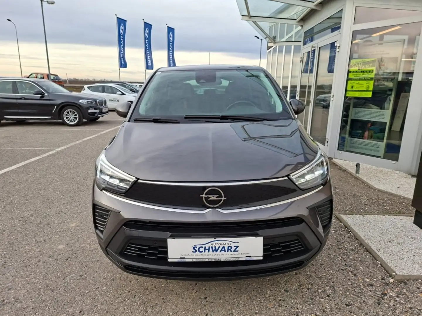 Opel Crossland 1,2 Turbo Business Edition Grau - 2