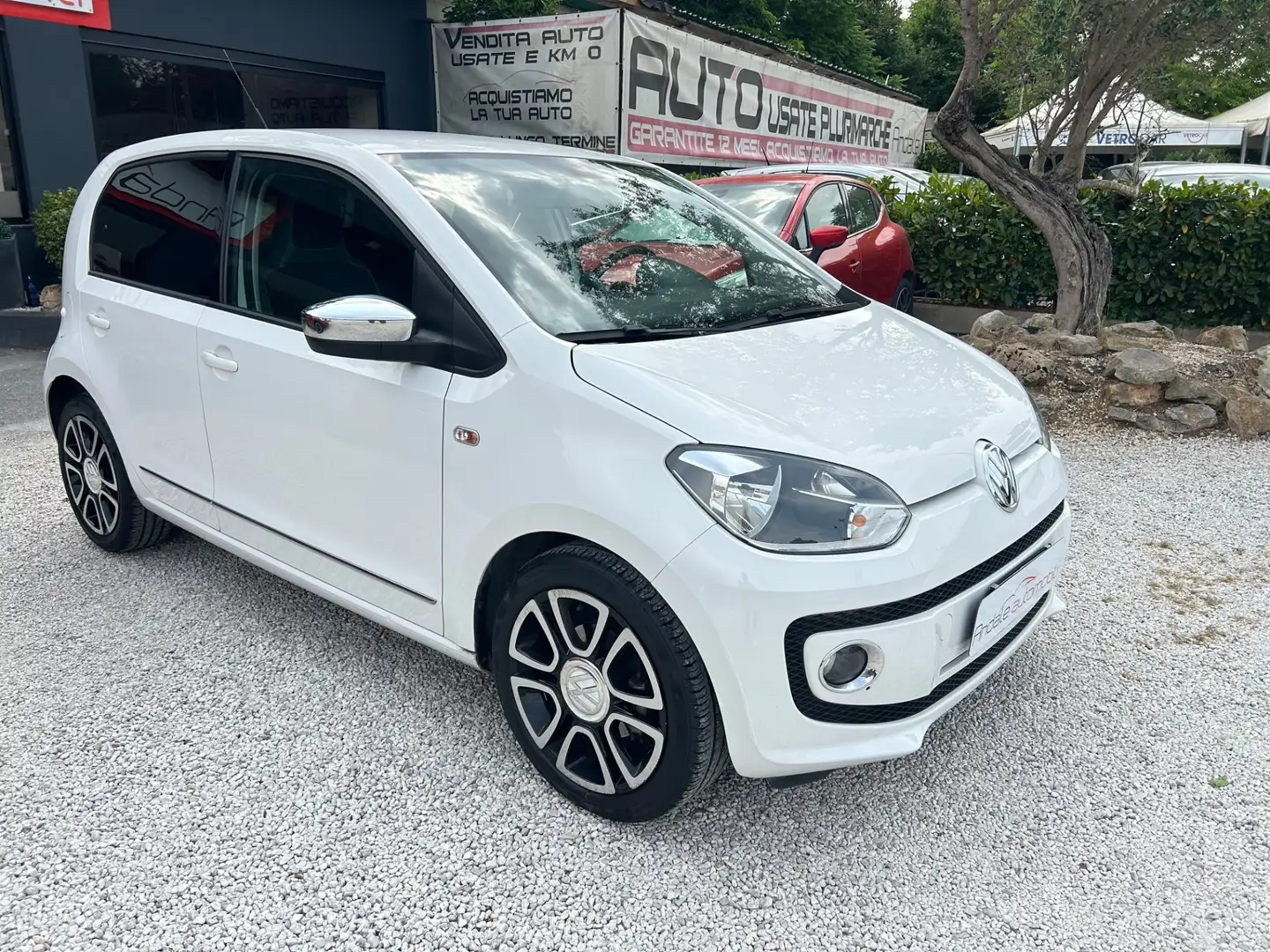 Volkswagen up! 1.0 *50000KM* 5P HIGH UP NEOPATENTATI Bianco - 1