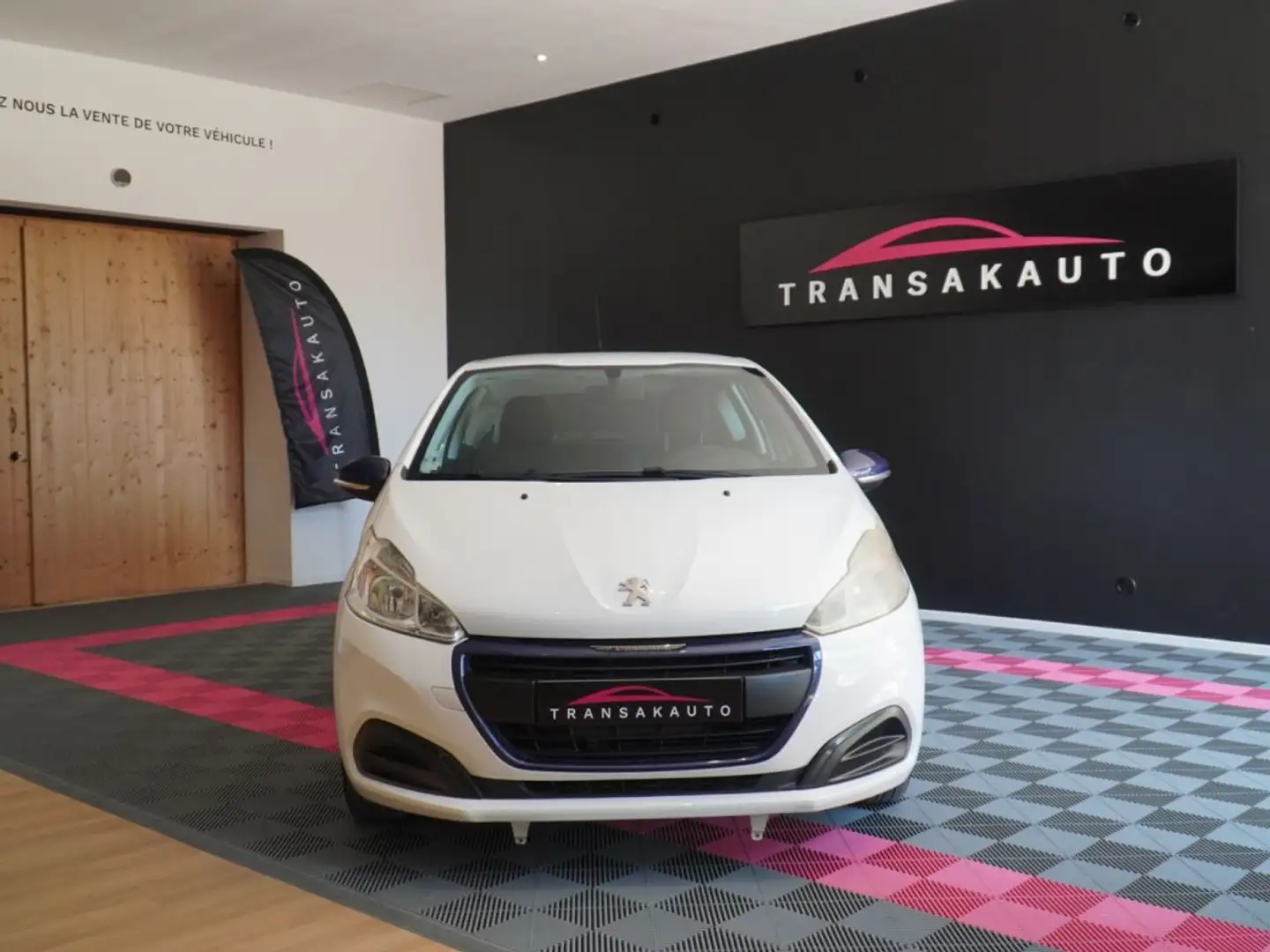 Peugeot 208 1.0 68ch BVM5 Like / MOTEUR CHANGÉ / COURROIE OK Blanc - 2