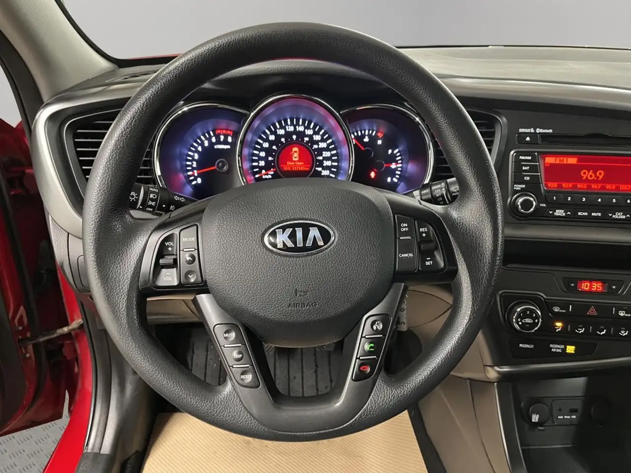 Kia Optima снимка Kia Optima