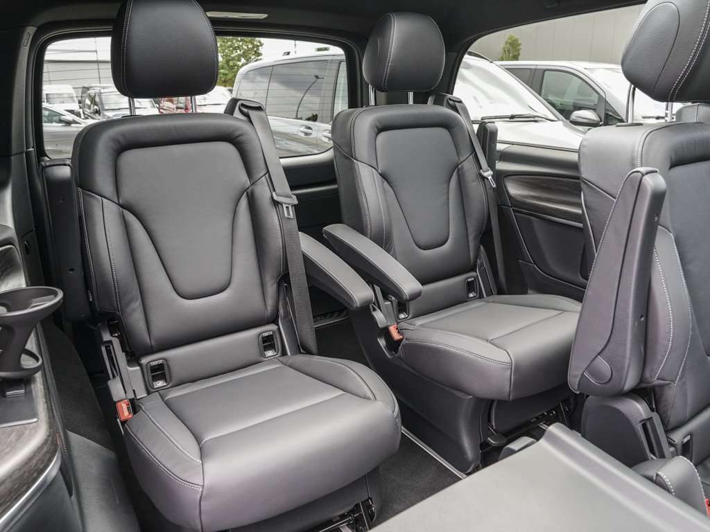 Mercedes-Benz EQV 300