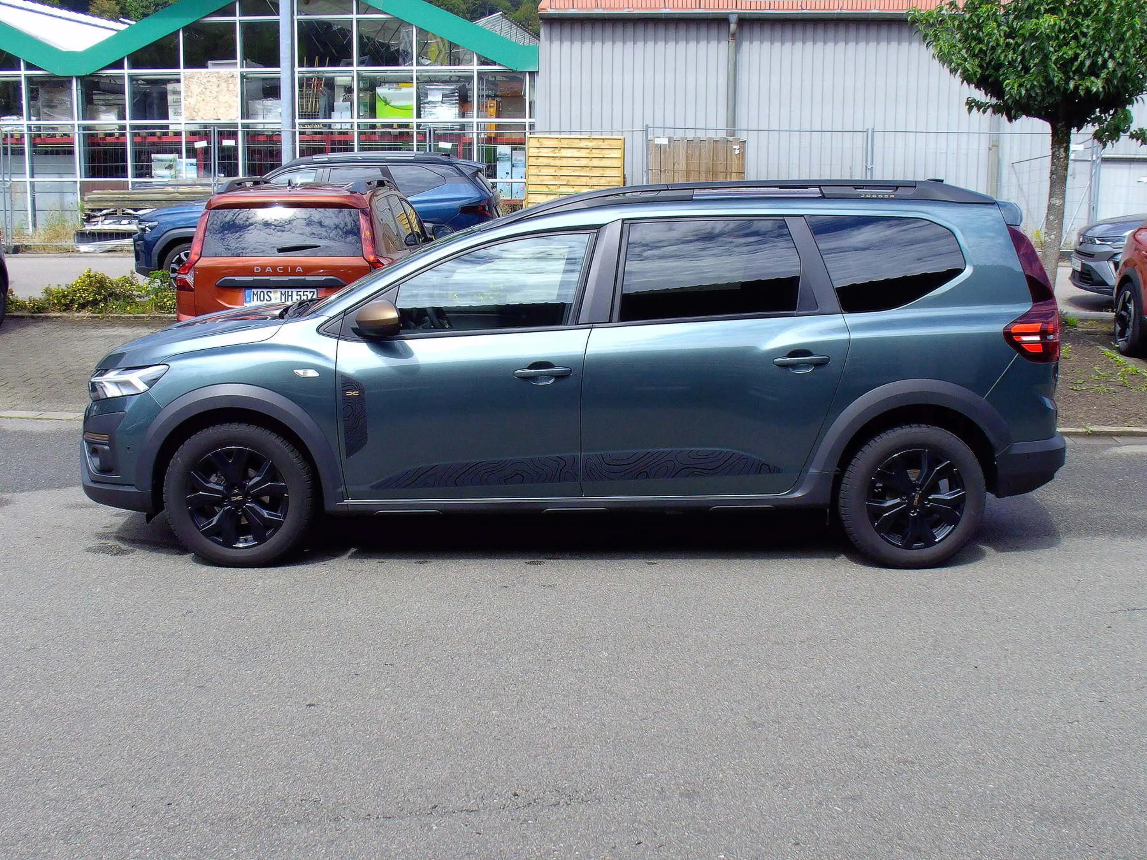 Dacia Jogger Extreme+ TCe 100 ECO-G — photo 2