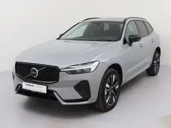 Volvo XC60 T8 AWD PLUS DARK *AHK*Head UP*360*PANO*