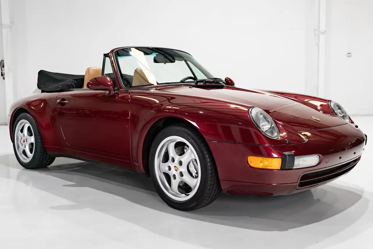 Porsche 911 CARRERA 4 CABRIOLET (SIX-SPEED MANUAL, ONLY 16,802 MILES) SIX-SPEED MANUAL, ONLY 16,802 MILES, foto 7