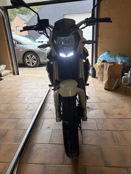 Benelli BN 125 - foto 3