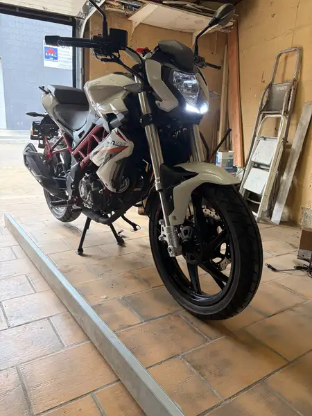 Benelli BN 125 - foto 5