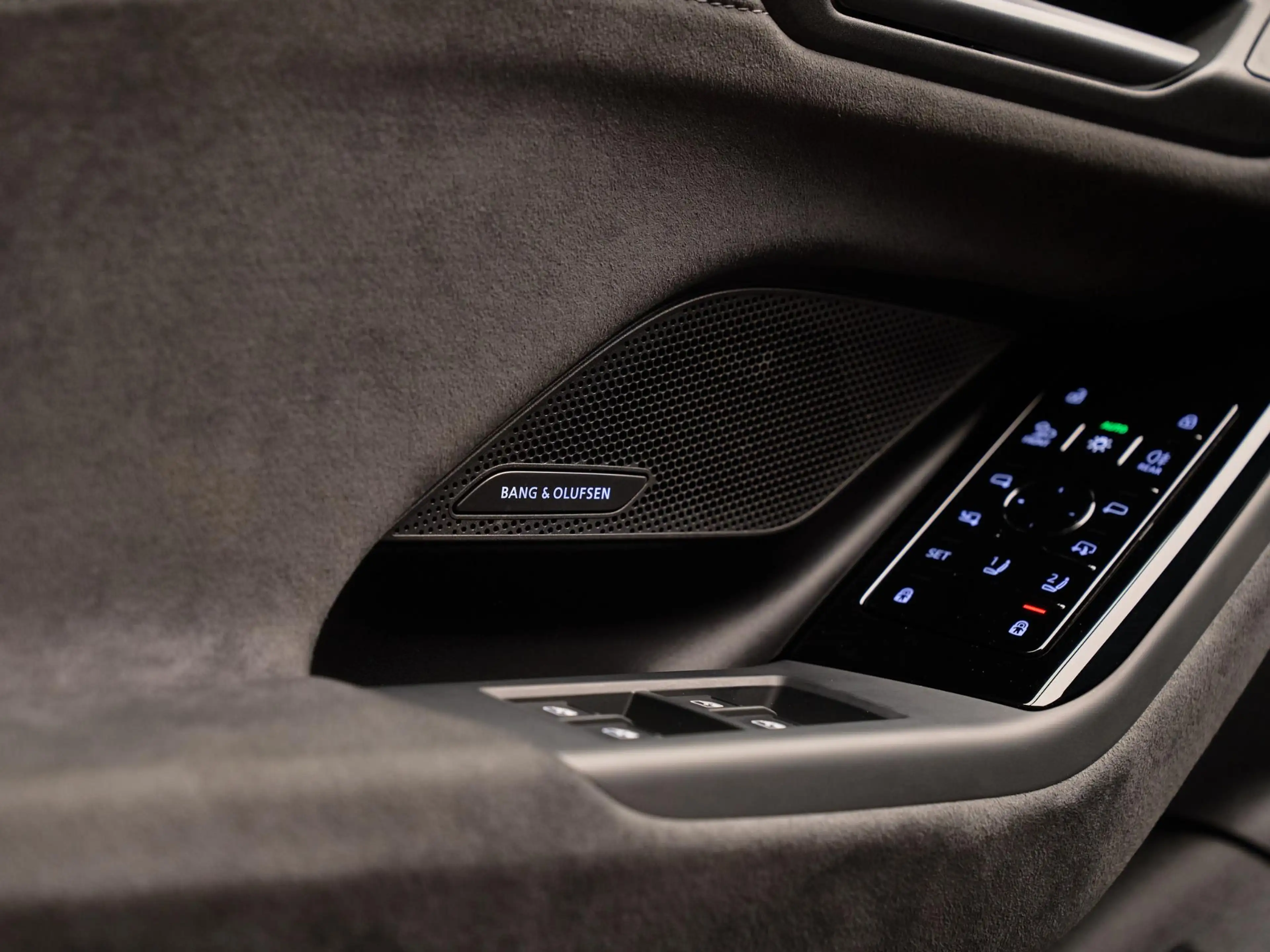 Audi S6 e-tron Avant Quattro , pano, Tech Pro, B&O, luchtv., OLED — photo 18