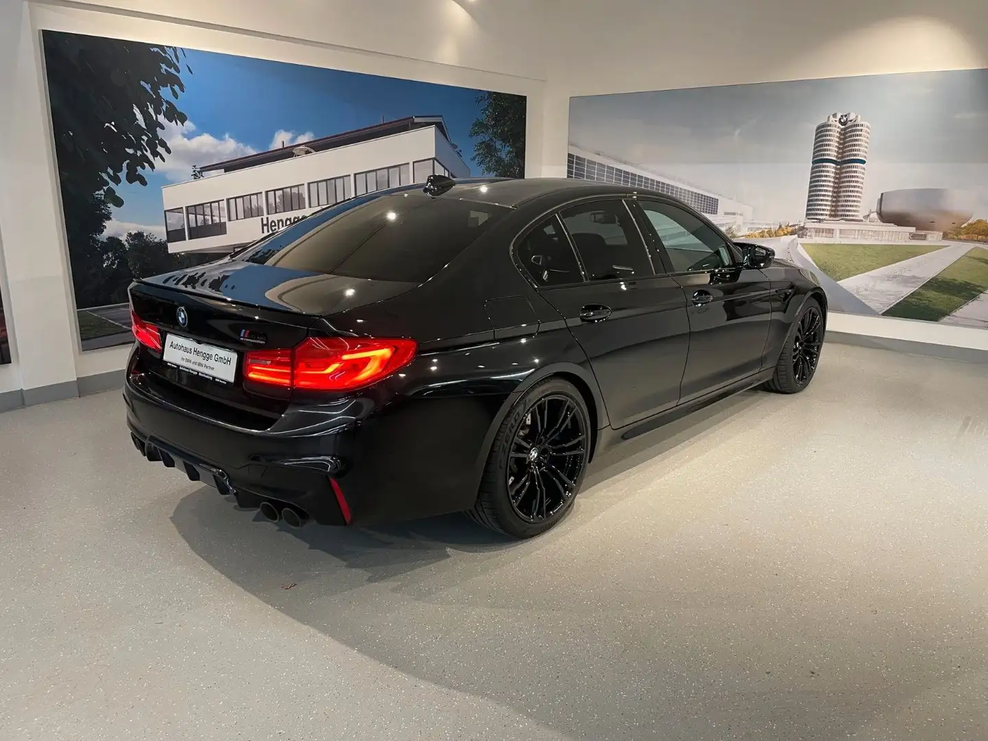 BMW M5 Competition,Laser,B&W,Sitzlüft.,Fond Monitore Negro - 2