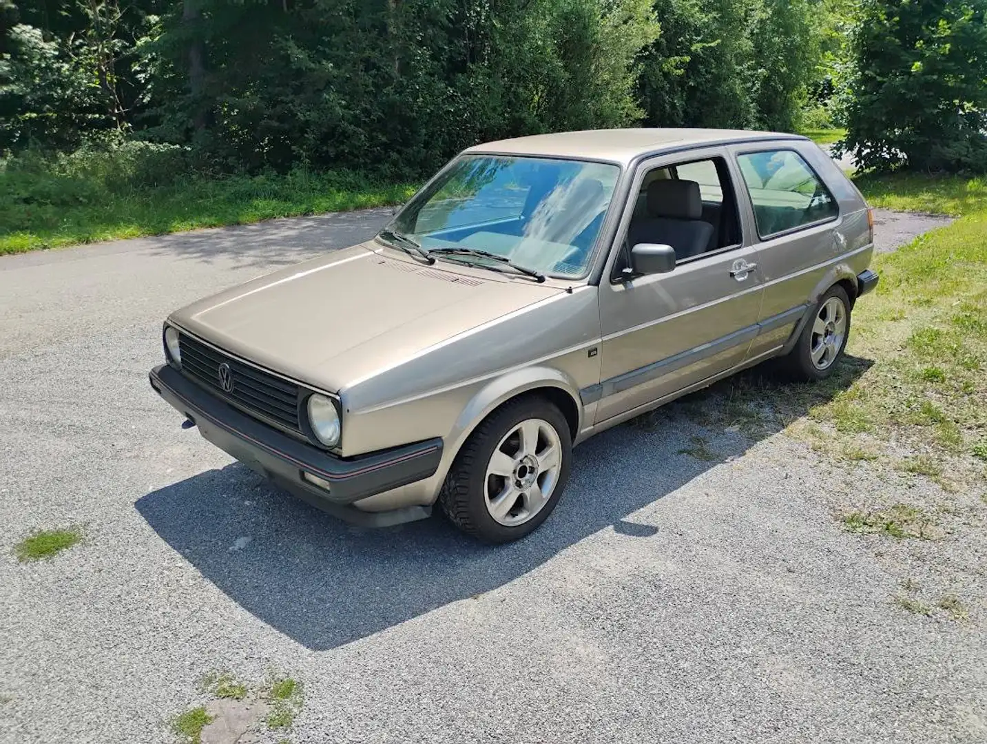 Volkswagen Golf Golf GL Gold - 1