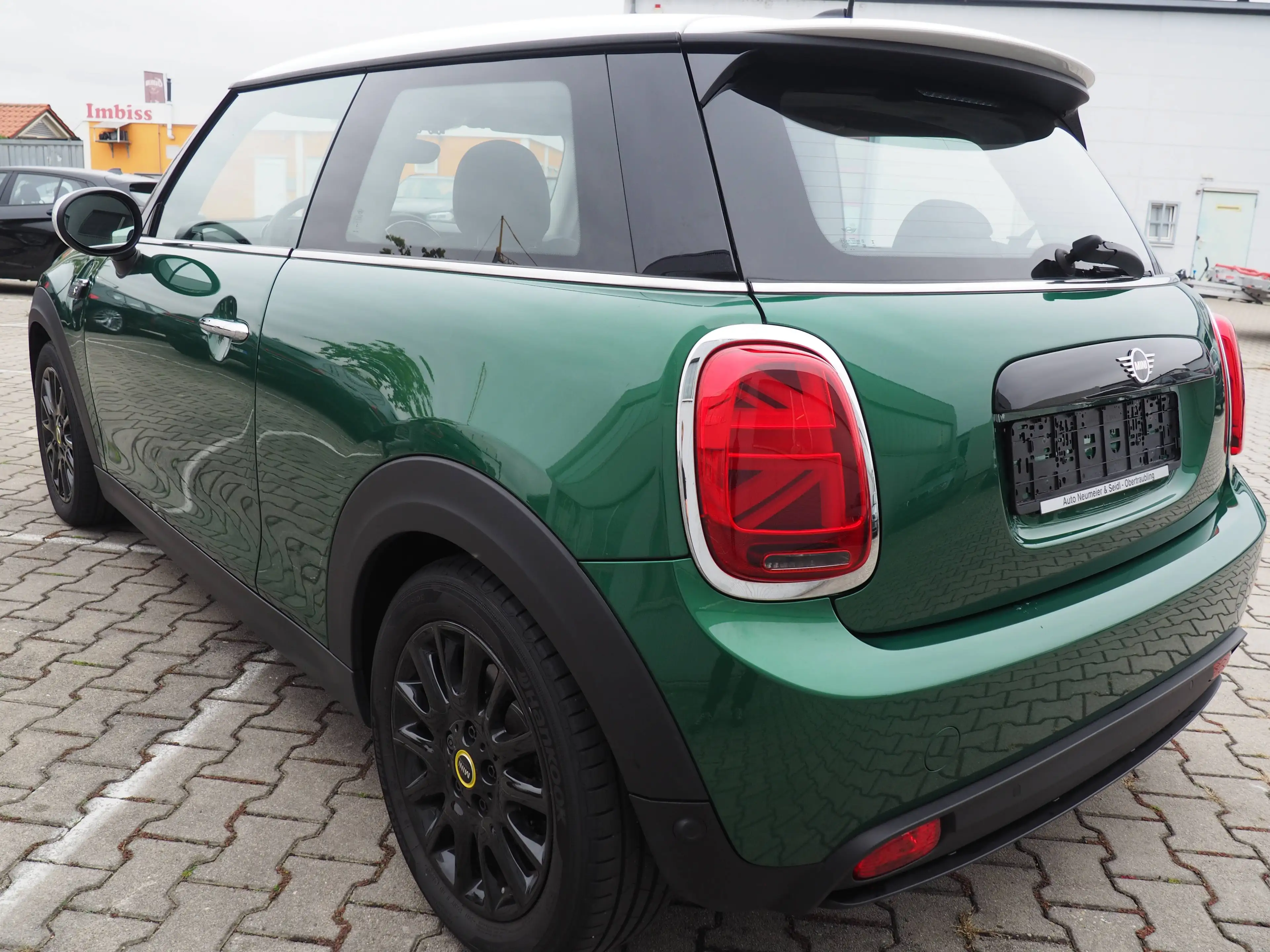 MINI Cooper SE Cooper SE Classic Trim*Sitzhzg*PDC*LED*Navigation* — photo 6