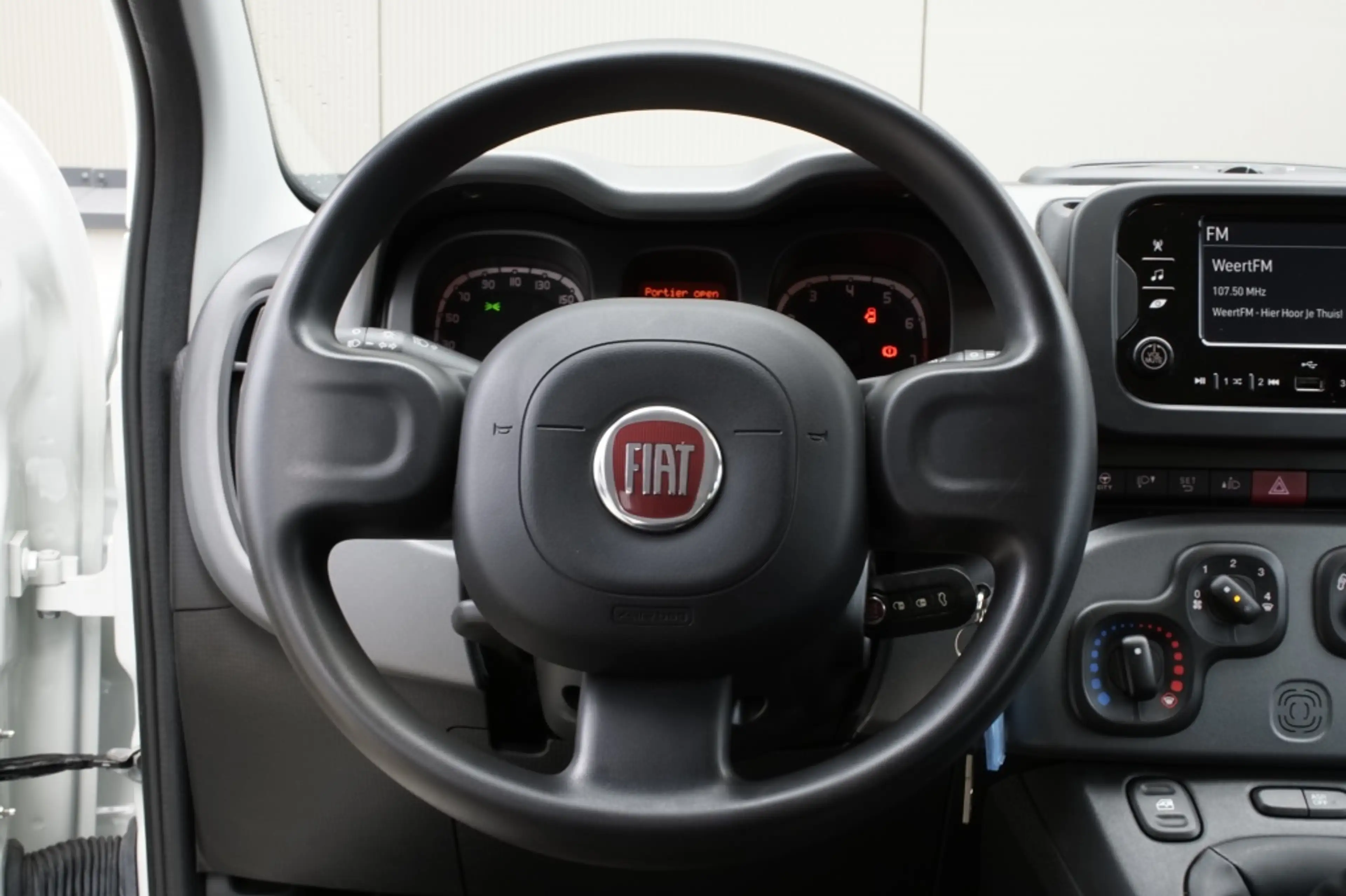 Fiat Panda 1.0 Hybr. City Life — photo 12