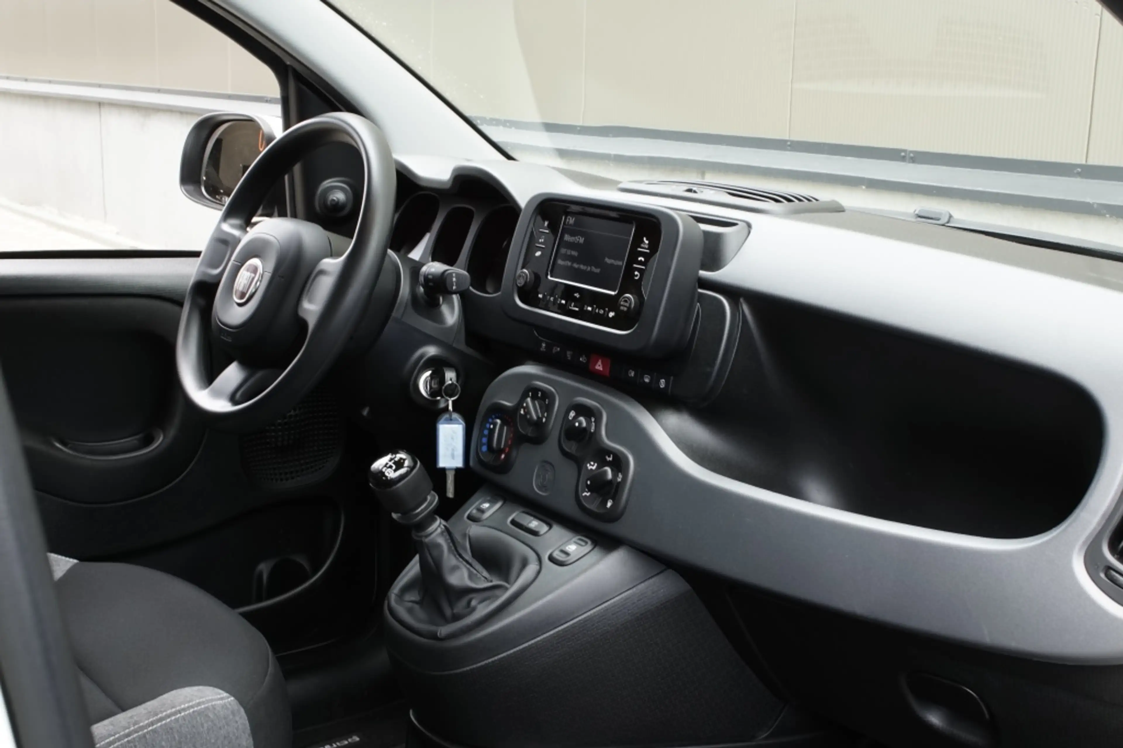 Fiat Panda 1.0 Hybr. City Life — photo 11