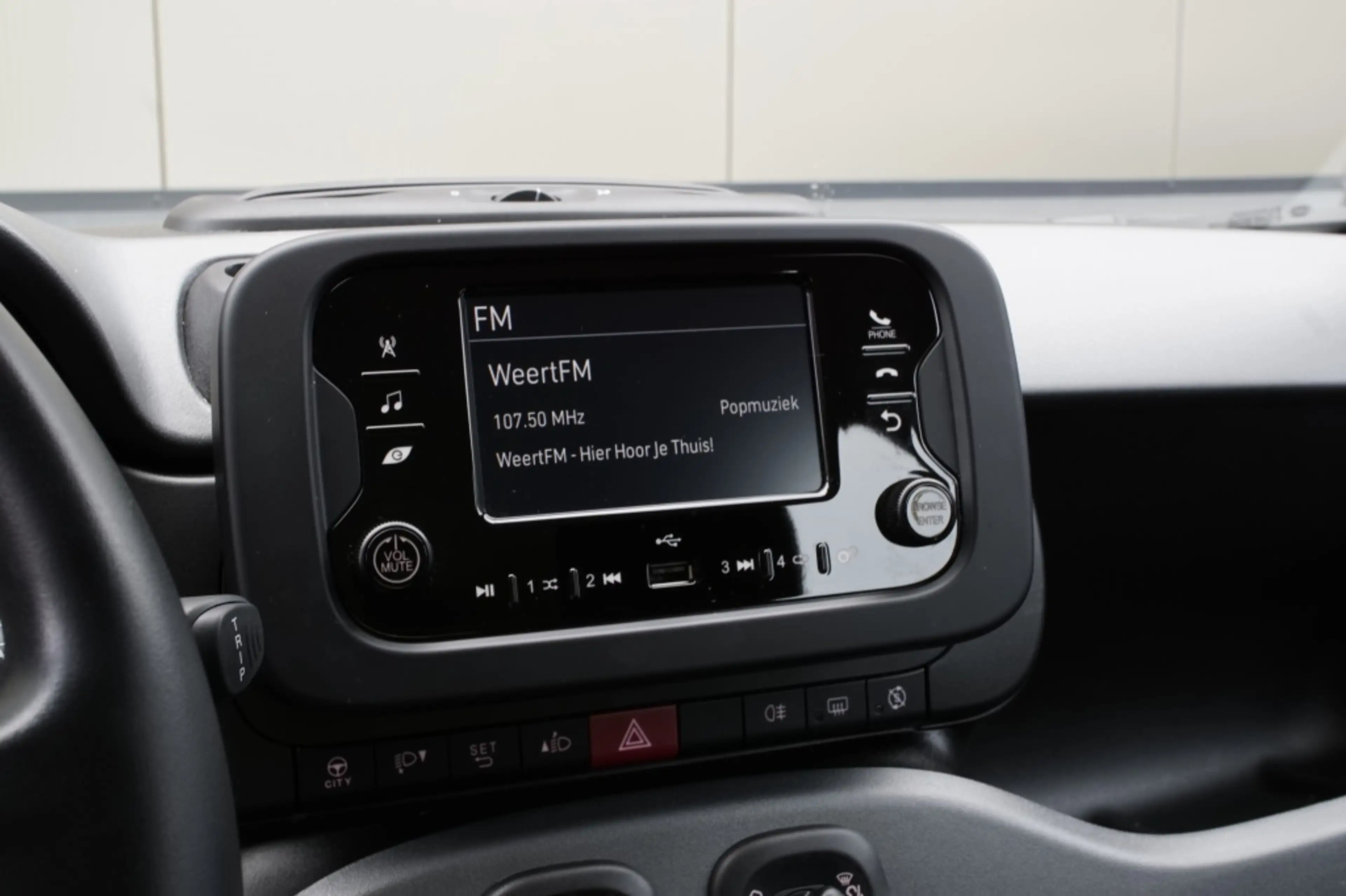 Fiat Panda 1.0 Hybr. City Life — photo 15