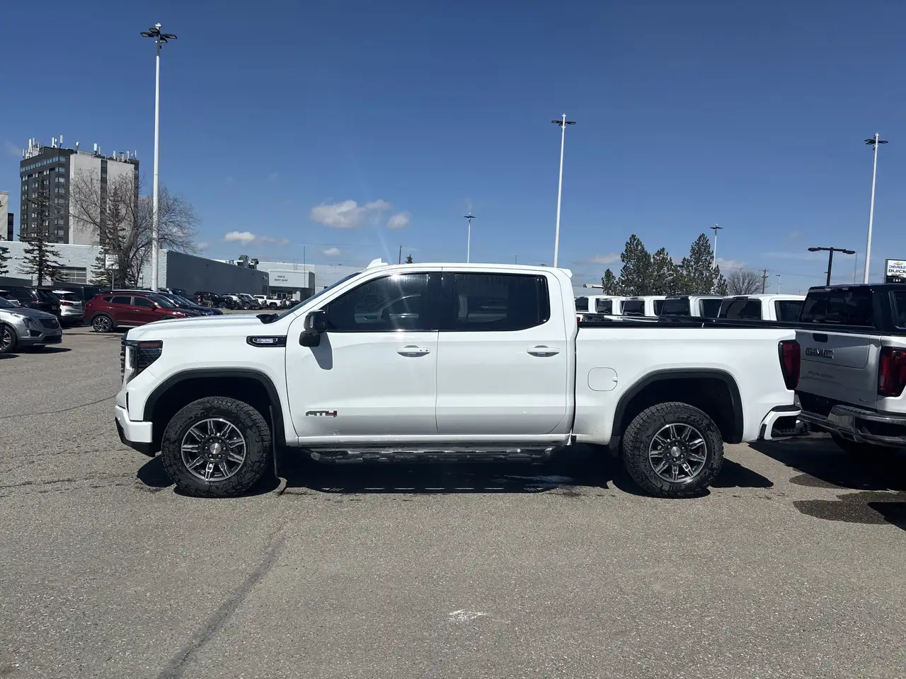 GMC Sierra 1500 снимка GMC Sierra 1500