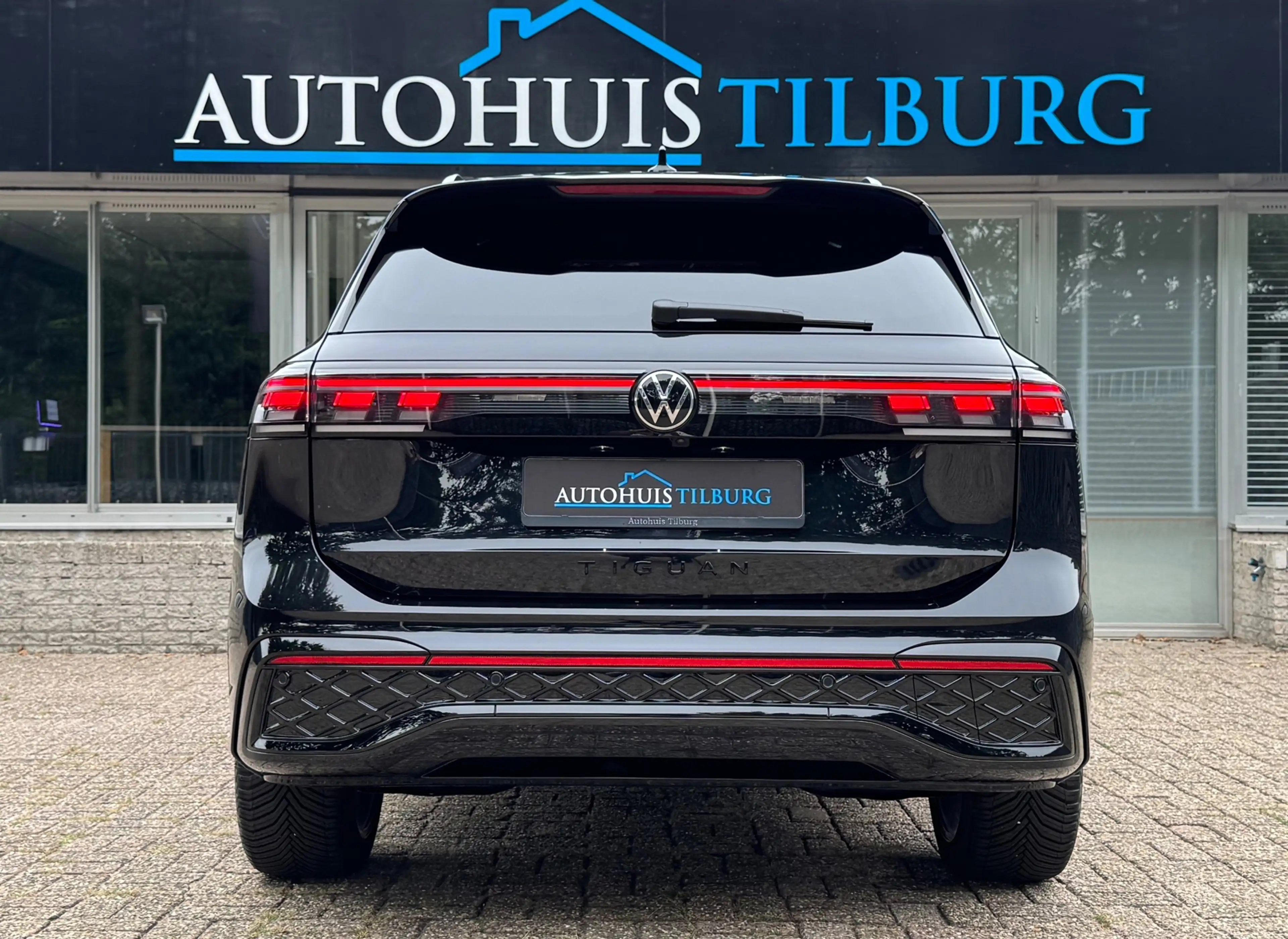 Volkswagen Tiguan 1.5 eTSI R-Line Pano H/K 360' HUD Trekhaak — photo 6