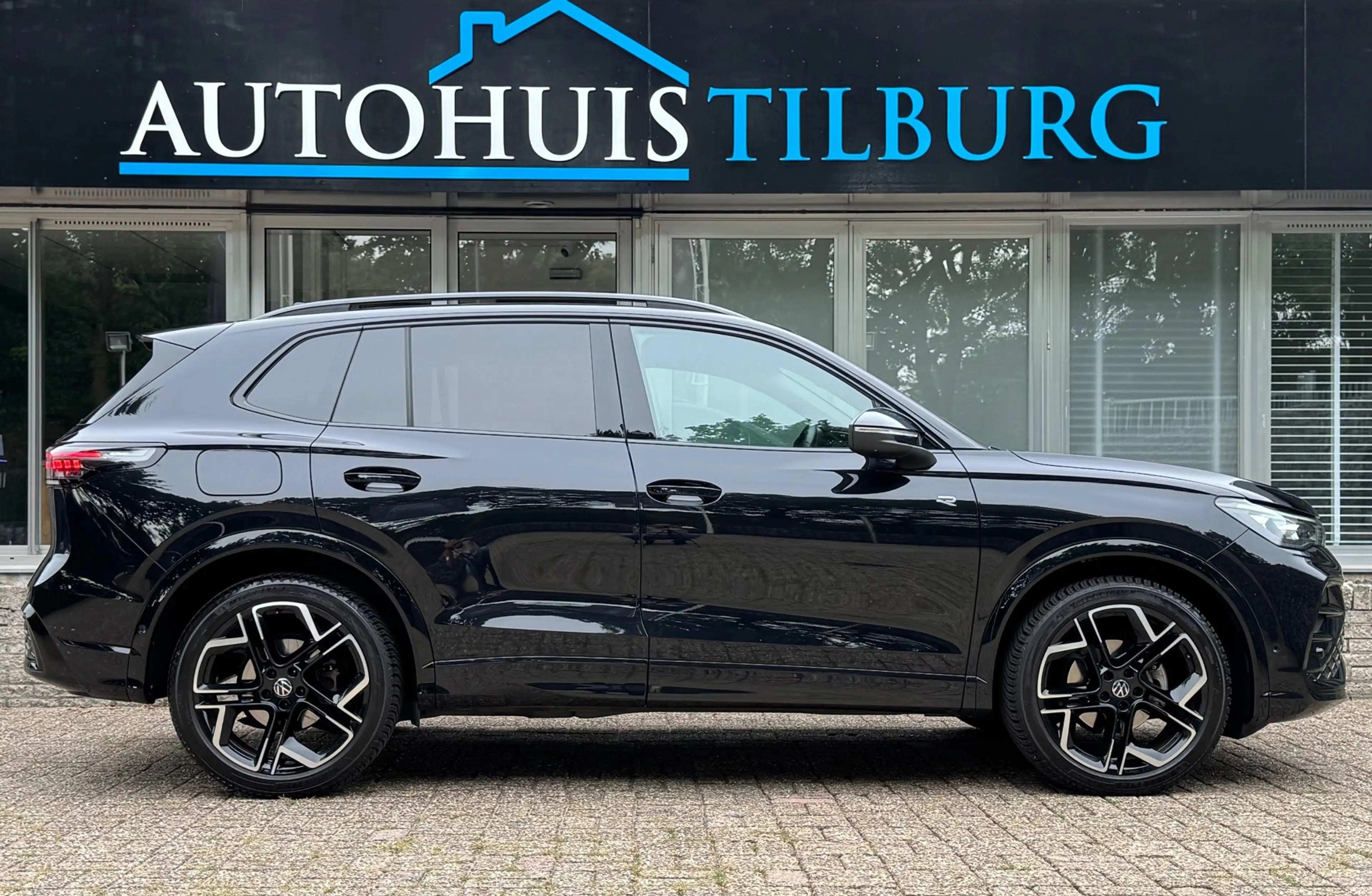 Volkswagen Tiguan 1.5 eTSI R-Line Pano H/K 360' HUD Trekhaak — photo 5