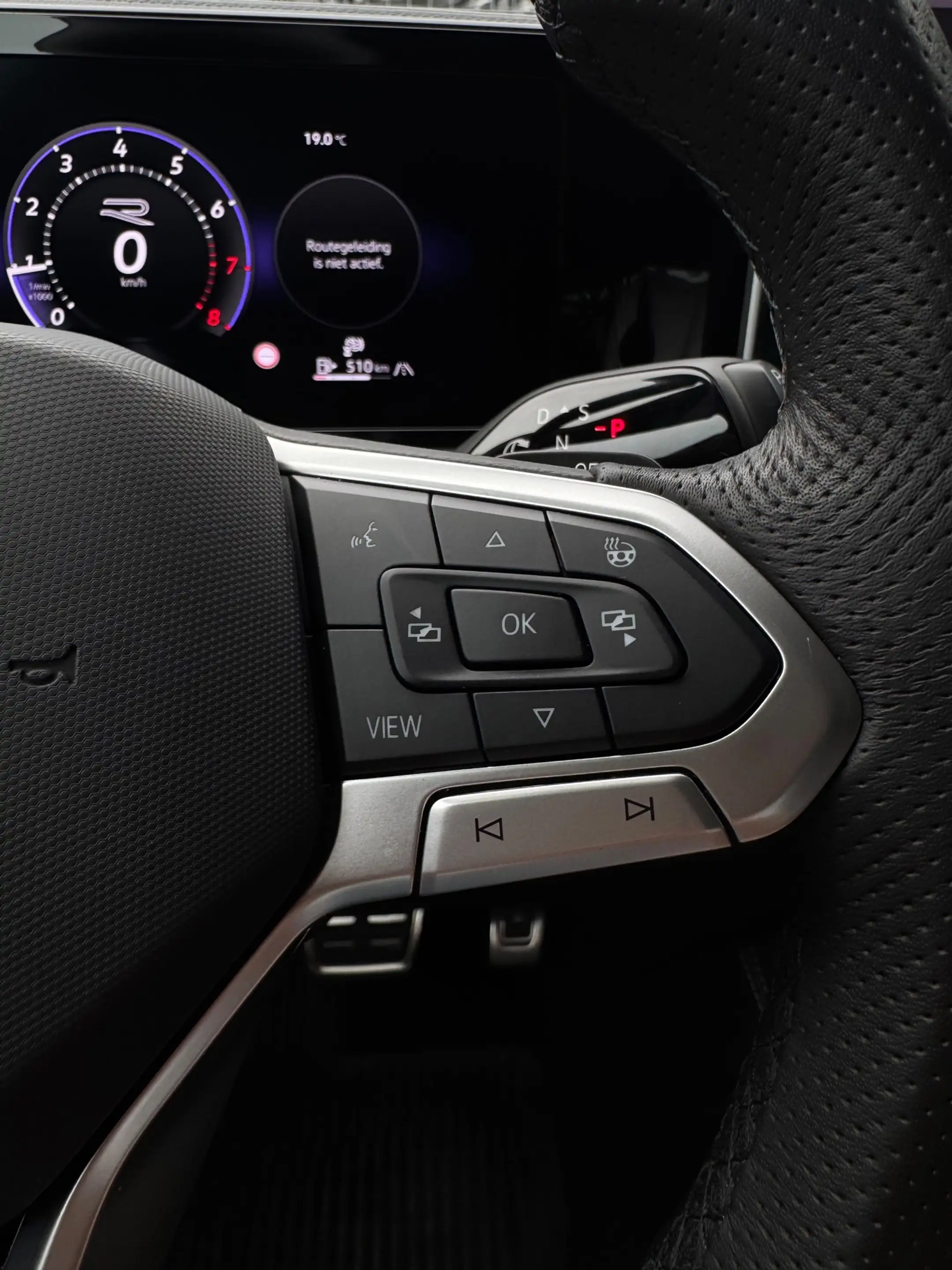 Volkswagen Tiguan 1.5 eTSI R-Line Pano H/K 360' HUD Trekhaak — photo 11