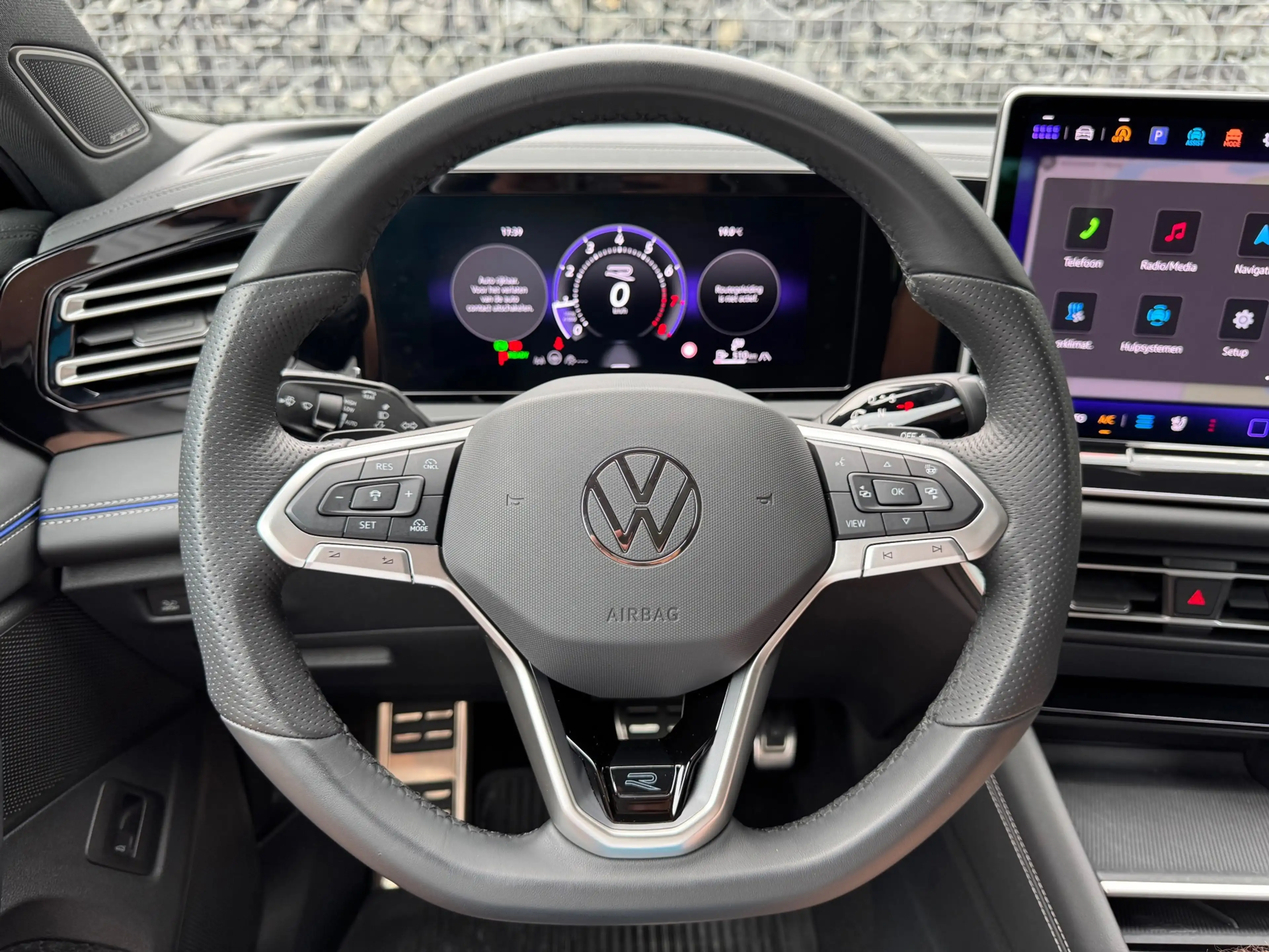 Volkswagen Tiguan 1.5 eTSI R-Line Pano H/K 360' HUD Trekhaak — photo 9