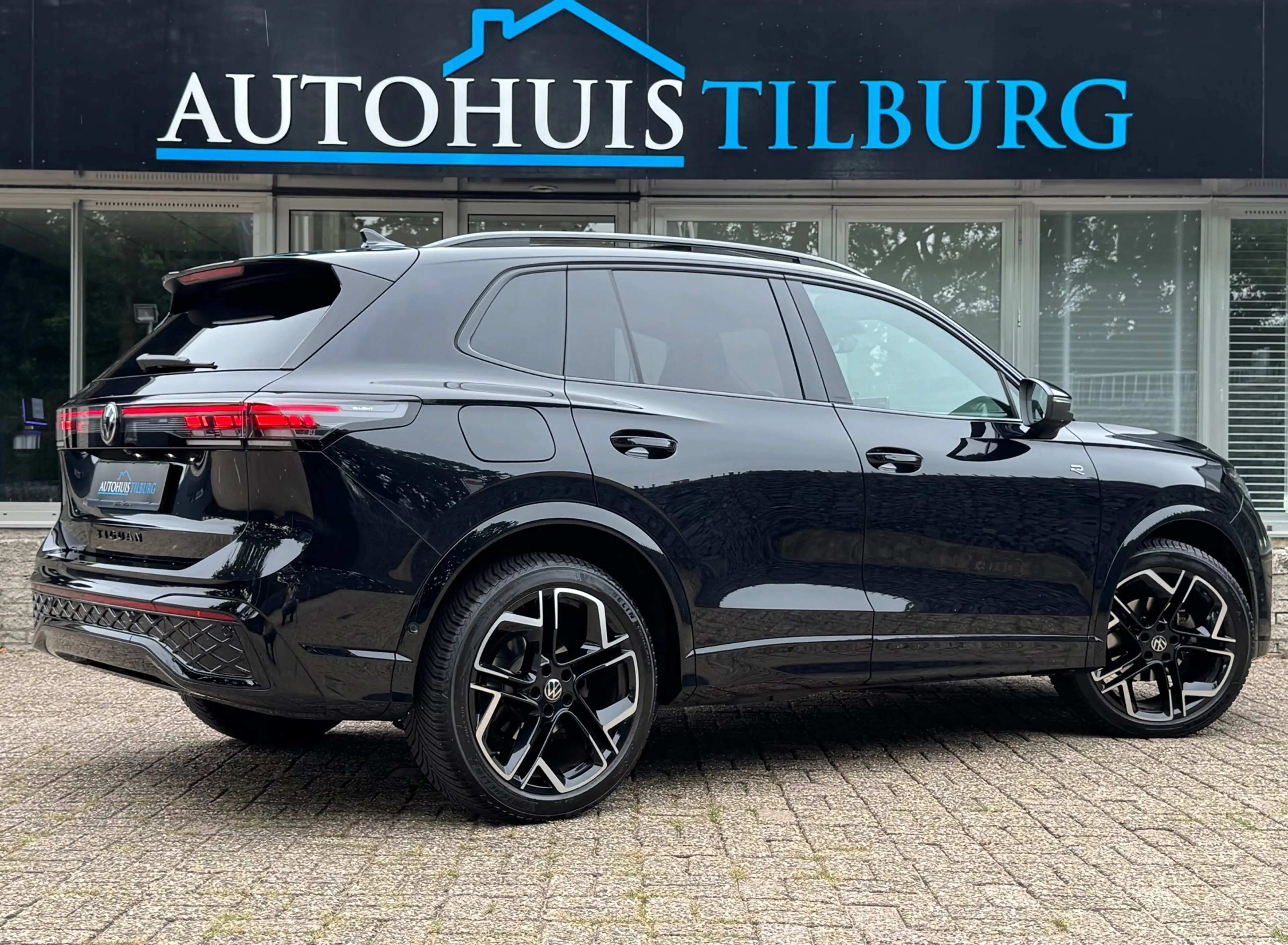 Volkswagen Tiguan 1.5 eTSI R-Line Pano H/K 360' HUD Trekhaak — photo 7