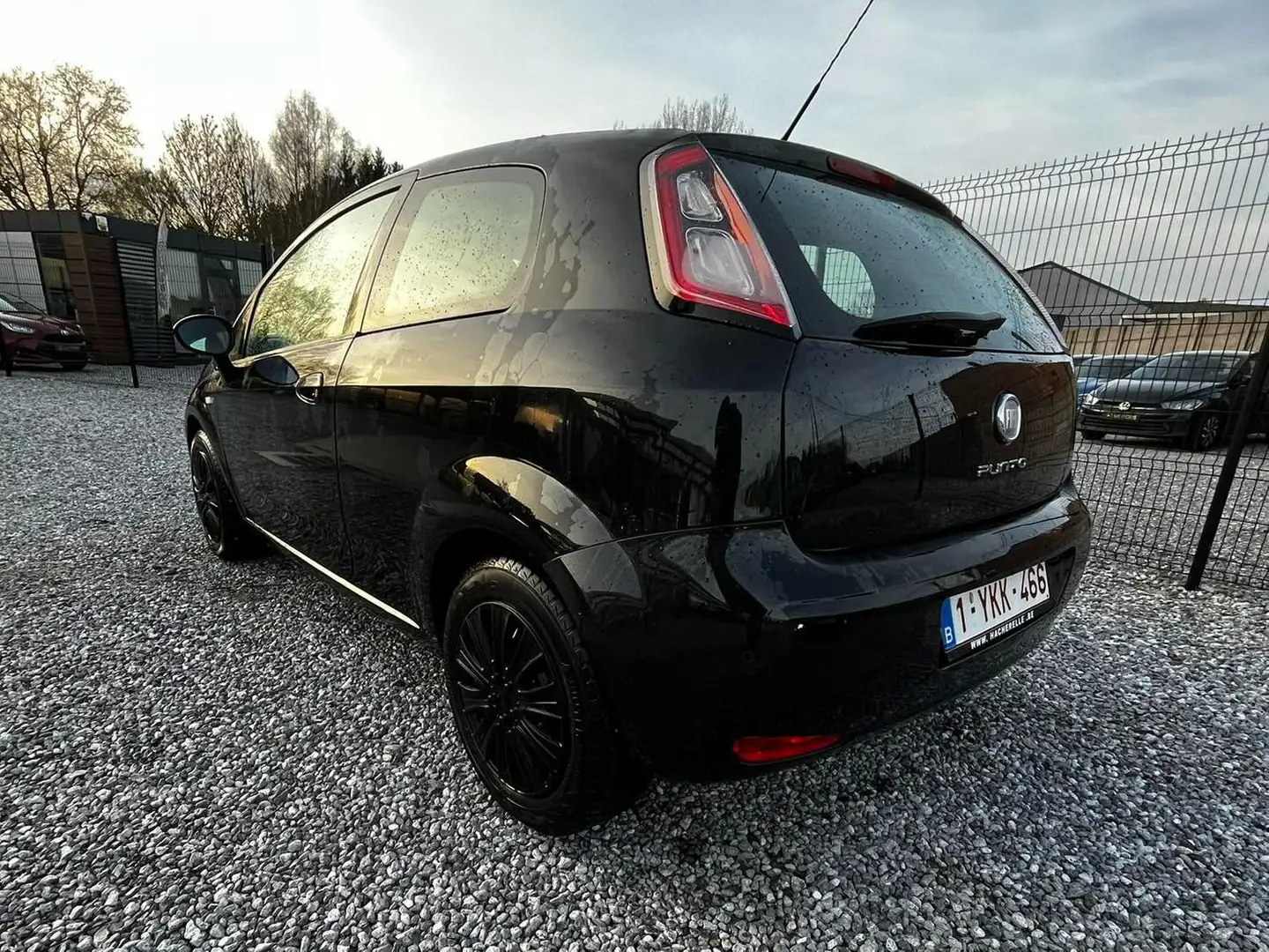 Fiat Punto 1.2i Easy Euro 5,69cv CAR PASS + immatriculation Siyah - 2